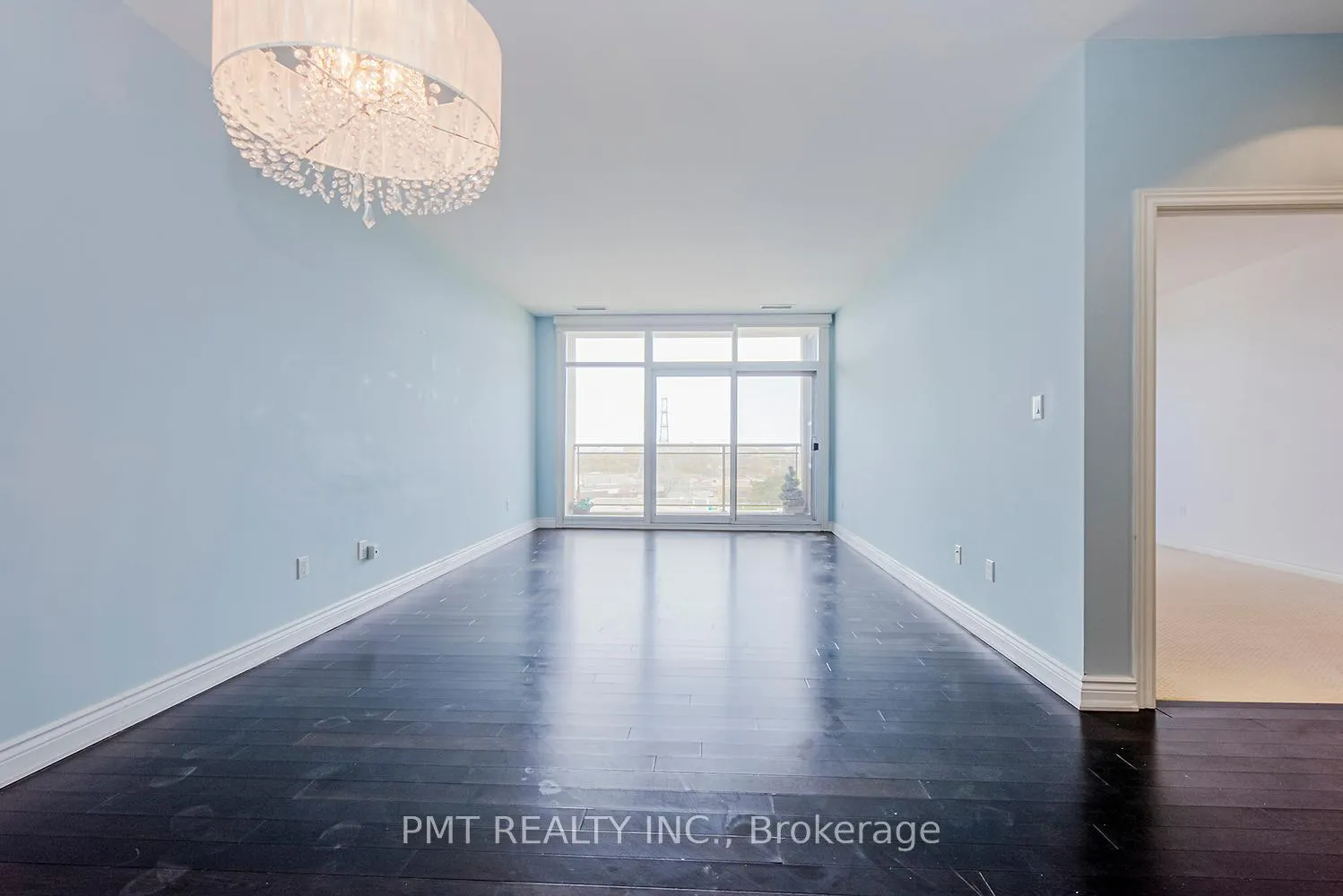 Photo 13 of Unit 606, 1 Leaside Park Drive, Toronto, Thorncliffe Park — HOMEH