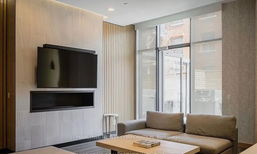 Photo 8 of Unit 810, 2369 Danforth Avenue, Toronto, East End-Danforth — HOMEH