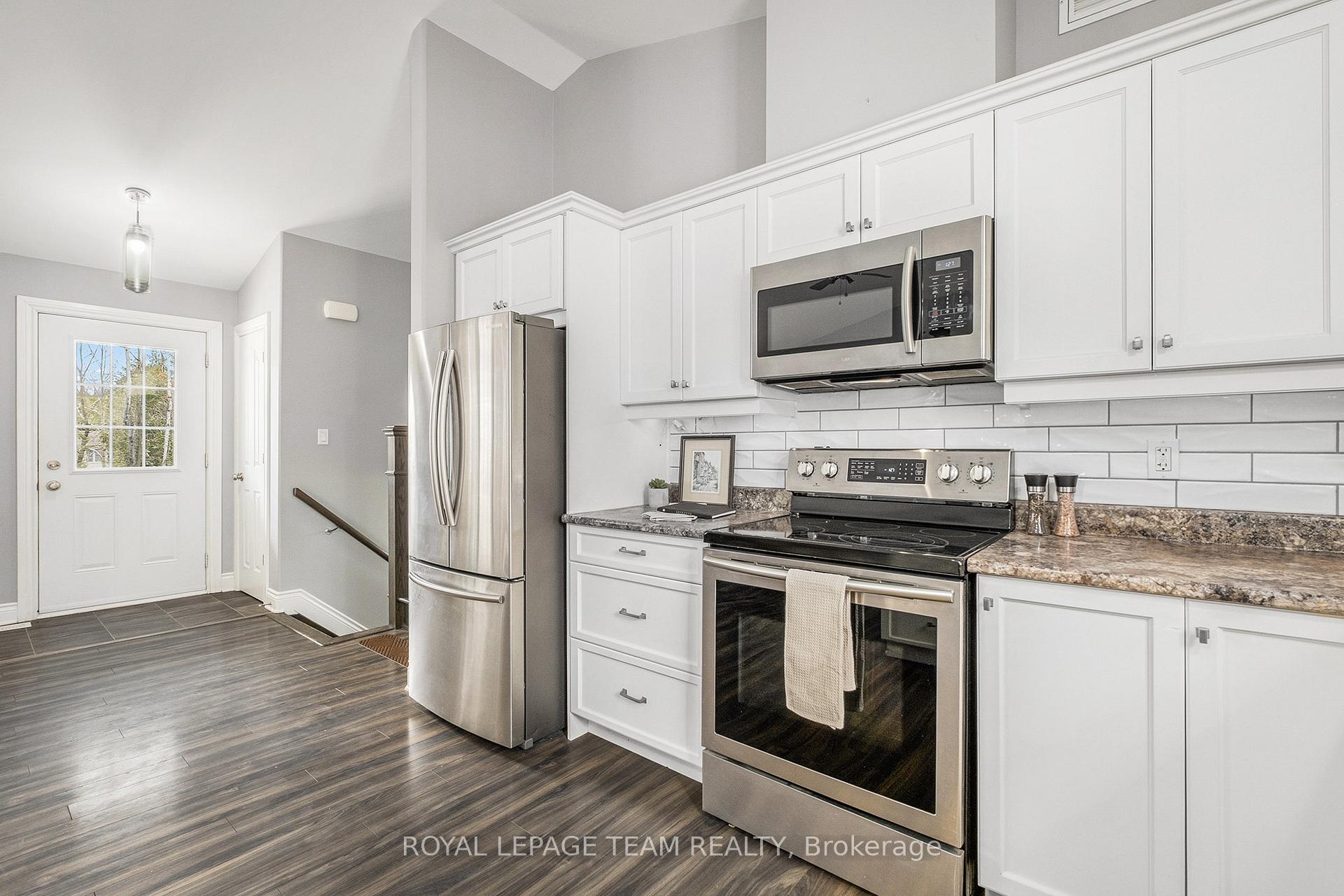 Photo 12 of 351 Groveton Road, Edwardsburgh/Cardinal, Edwardsburgh/Cardinal Twp — HOMEH