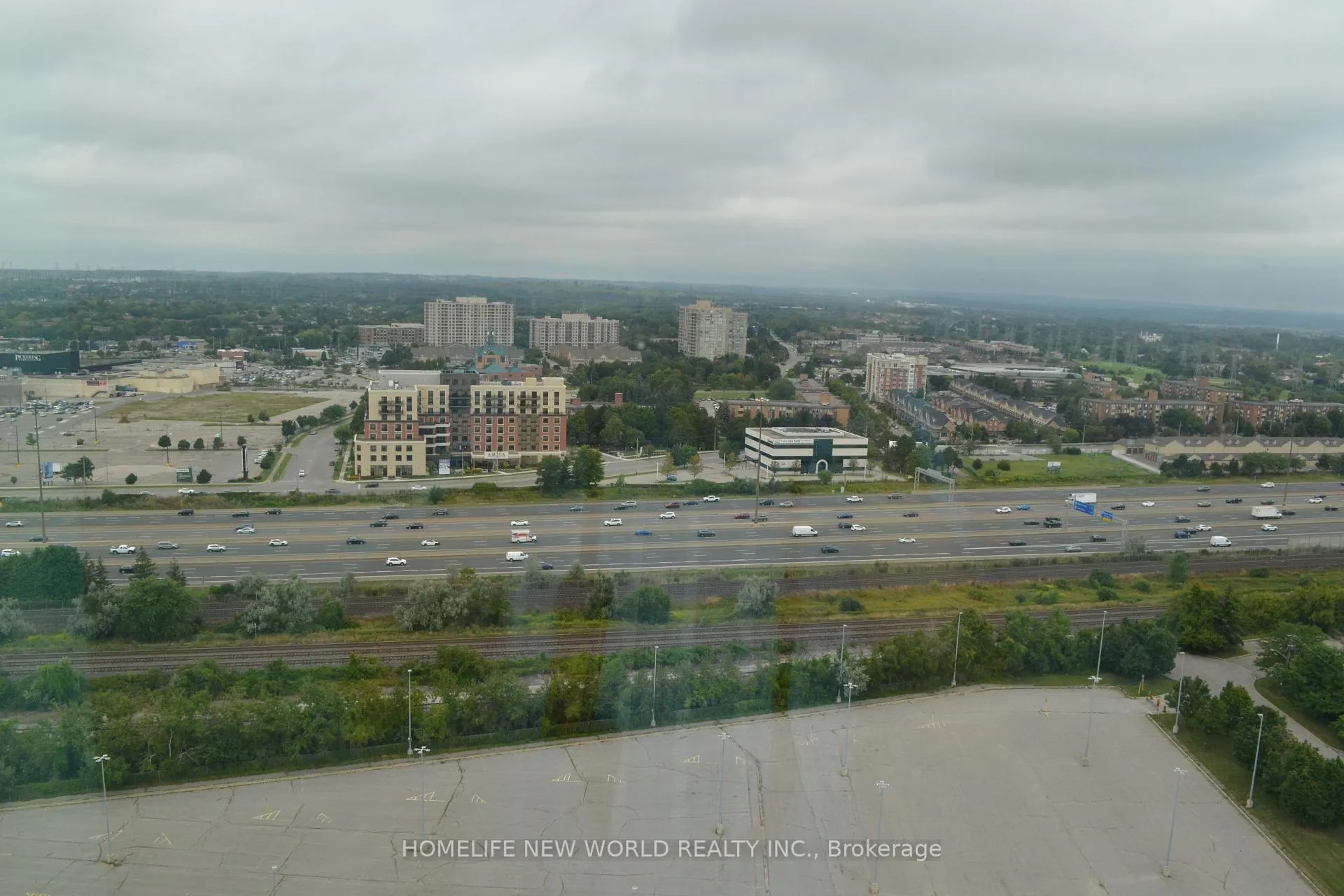 Photo 10 of Unit 2410, 1455 Celebration Street, Pickering, Bay Ridges — HOMEH