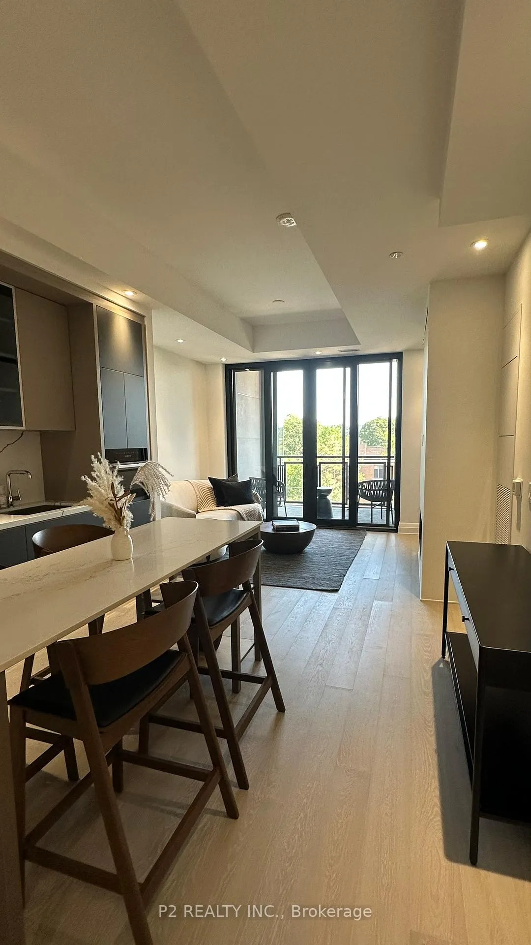 Photo 2 of Unit 506, 2 Forest Hill Road, Toronto, Casa Loma — HOMEH