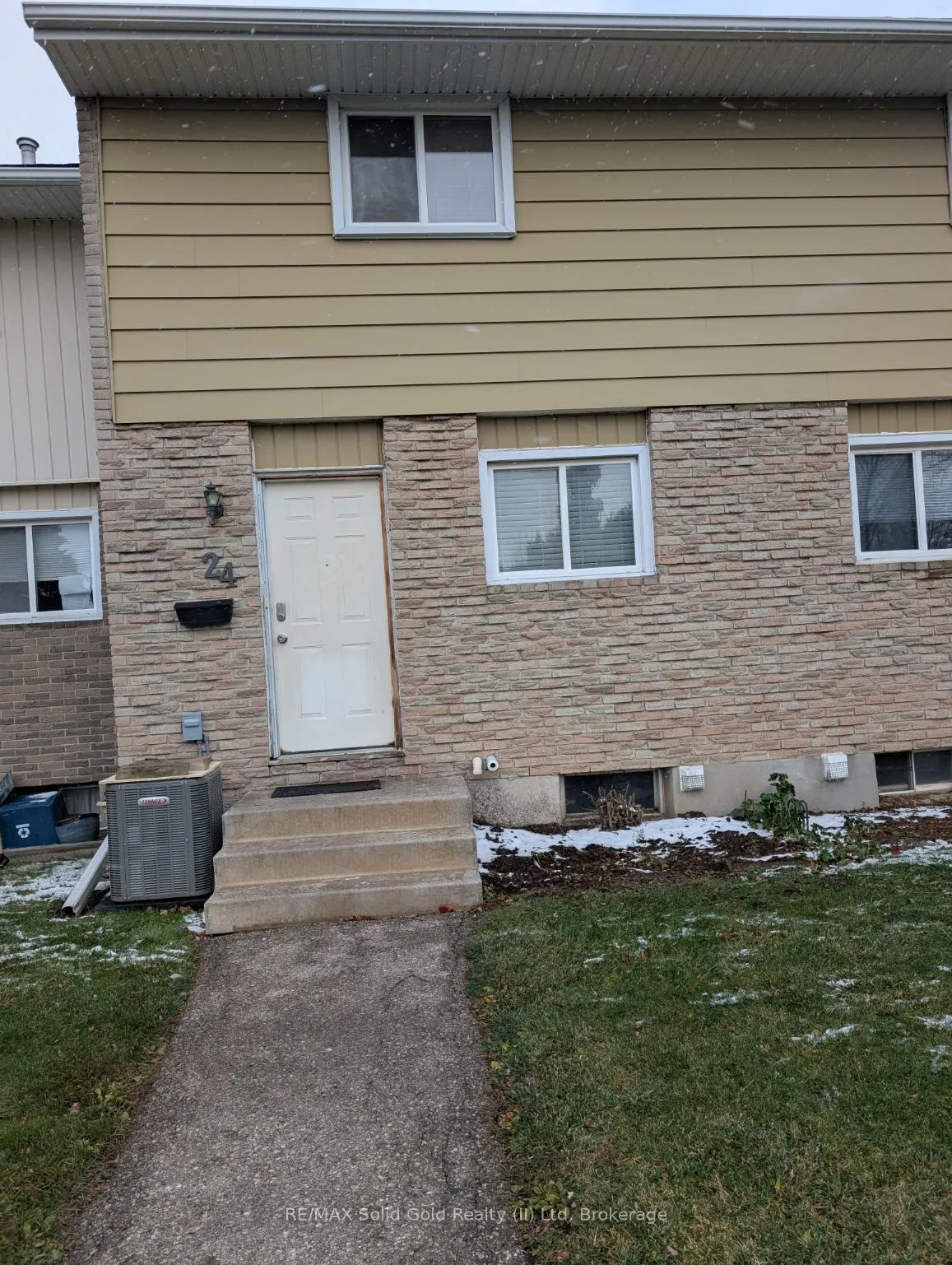 Photo 1 of Unit 24, 423 Westwood Drive, Kitchener — HOMEH