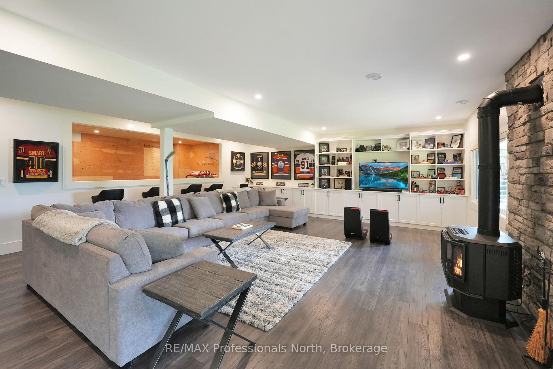 Photo 31 of 1034 Lone Wolf Crescent, Minden Hills, Lutterworth — HOMEH