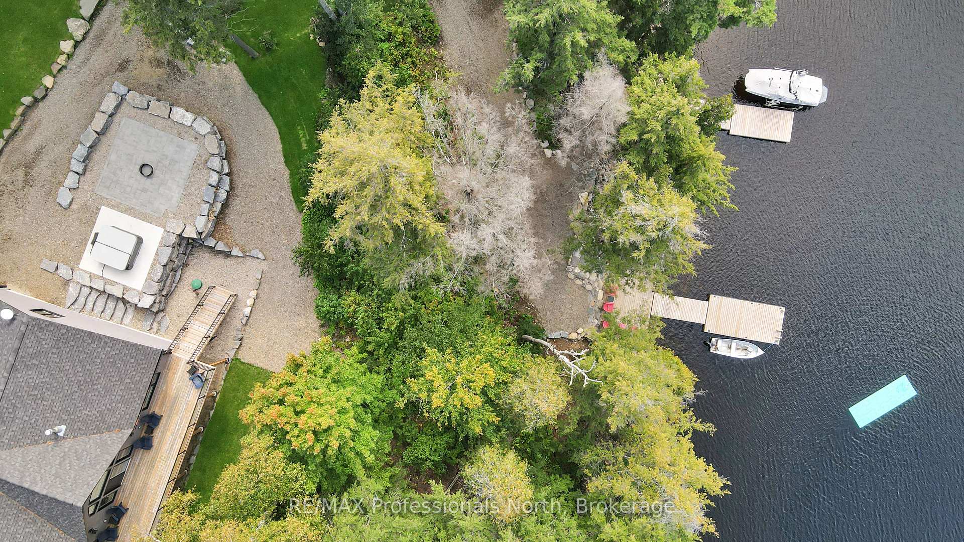 Photo 40 of 1034 Lone Wolf Crescent, Minden Hills, Lutterworth — HOMEH