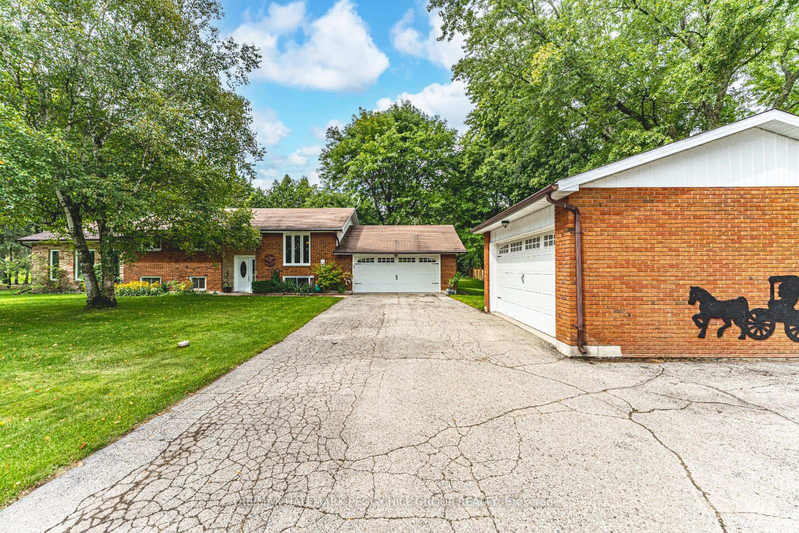 Photo 1 of 2946 Hogback Road, Clearview, Rural Clearview — HOMEH