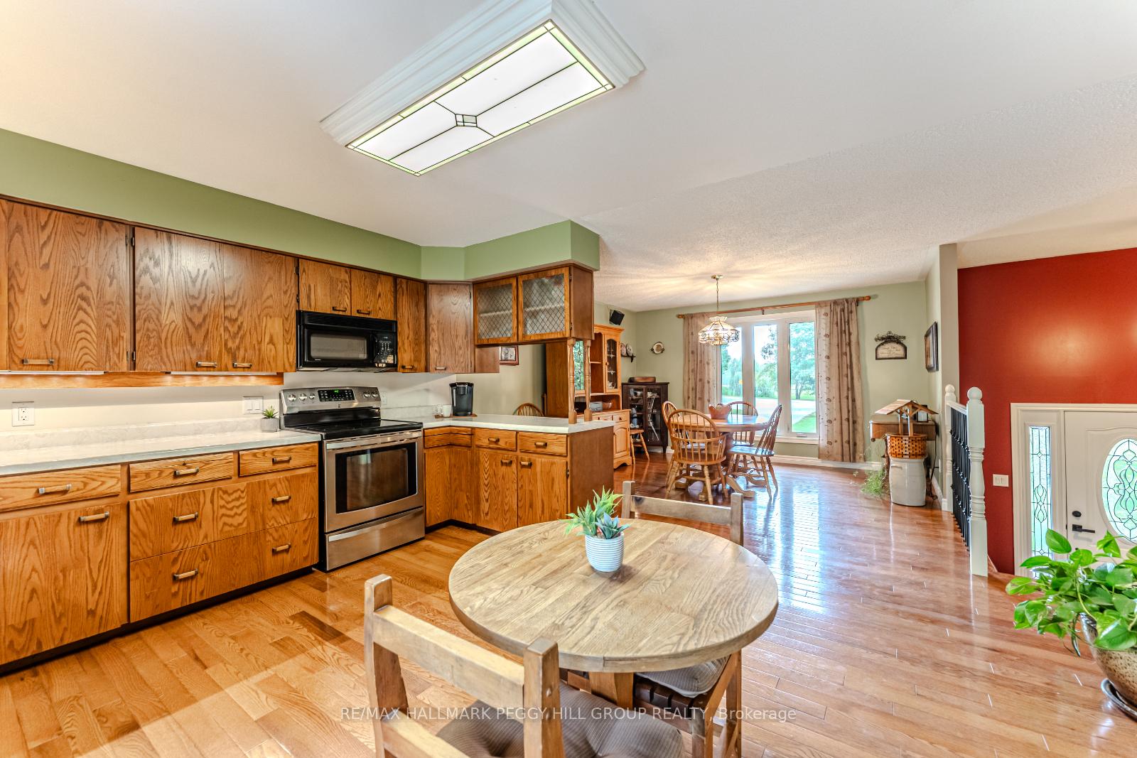 Photo 2 of 2946 Hogback Road, Clearview, Rural Clearview — HOMEH