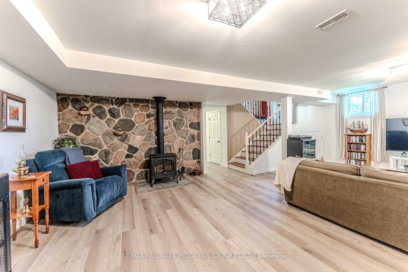 Photo 13 of 2946 Hogback Road, Clearview, Rural Clearview — HOMEH