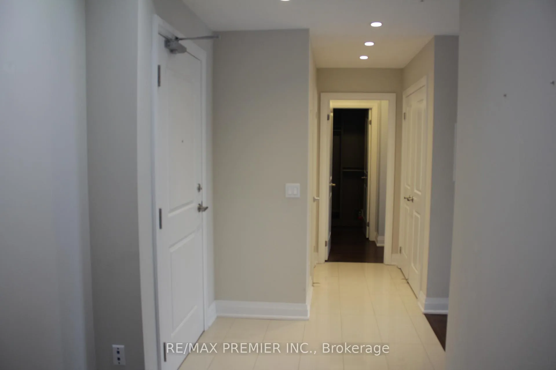Photo 4 of Unit 614, 24 Woodstream Boulevard, Vaughan, Vaughan Grove — HOMEH