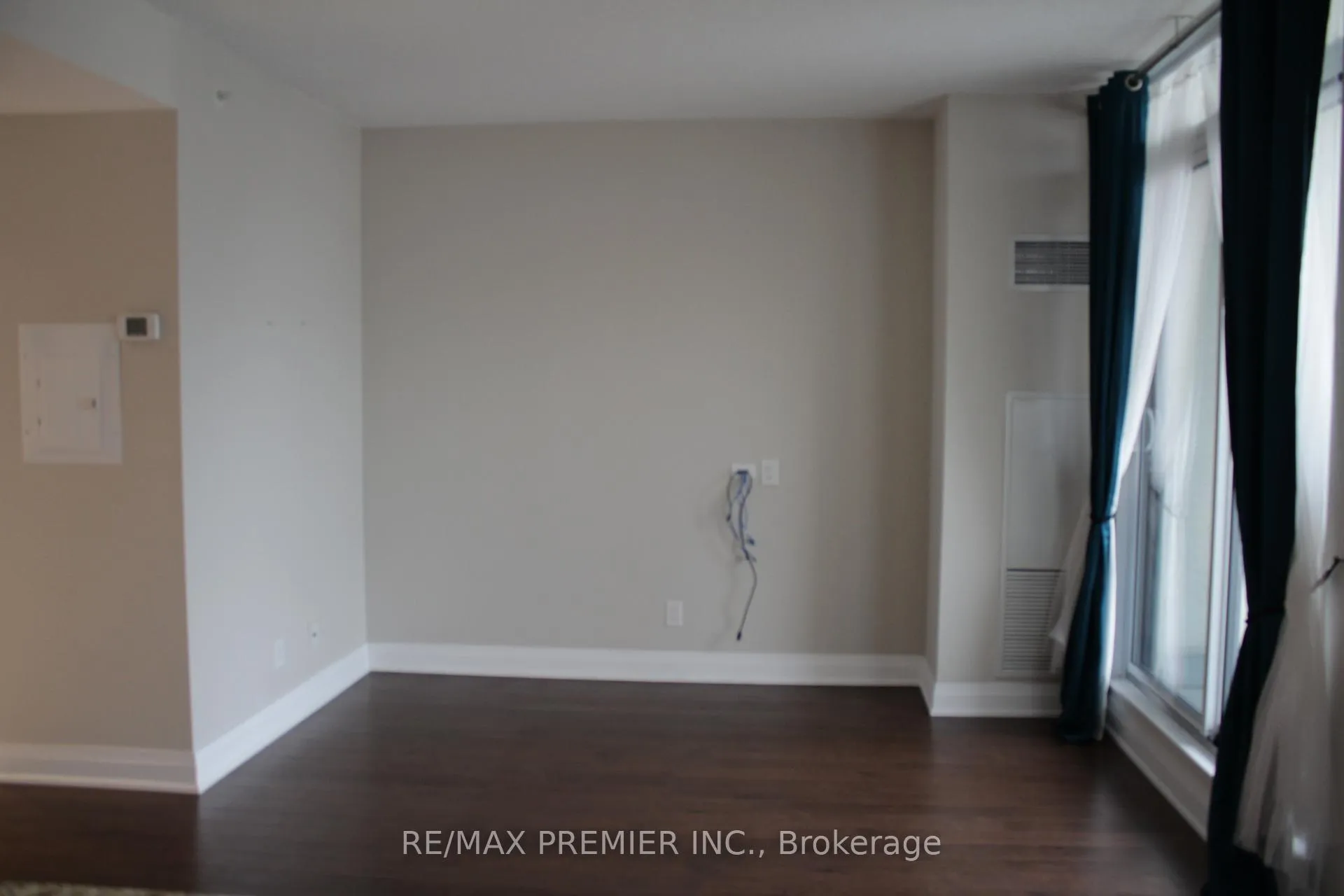Photo 7 of Unit 614, 24 Woodstream Boulevard, Vaughan, Vaughan Grove — HOMEH