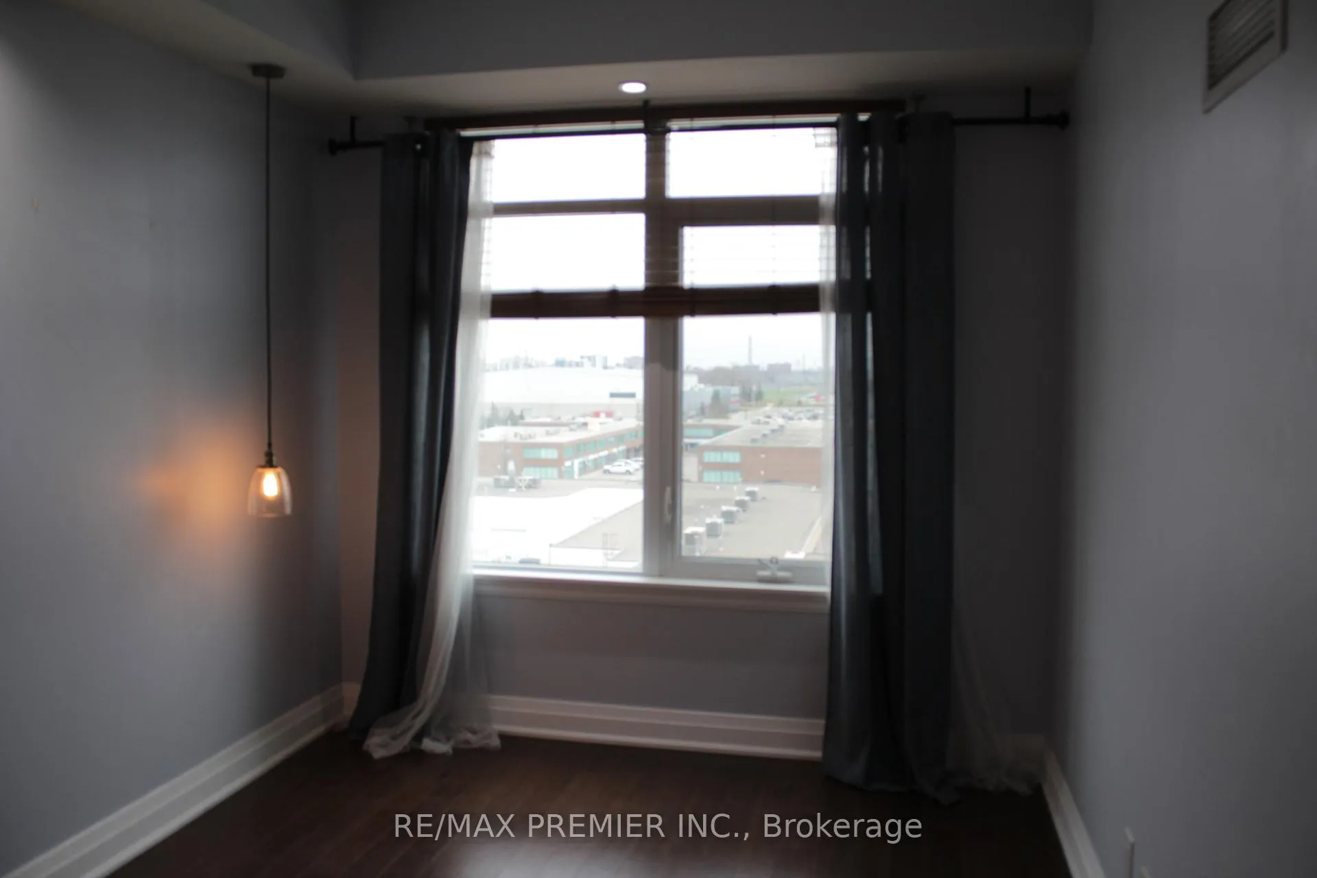 Photo 8 of Unit 614, 24 Woodstream Boulevard, Vaughan, Vaughan Grove — HOMEH