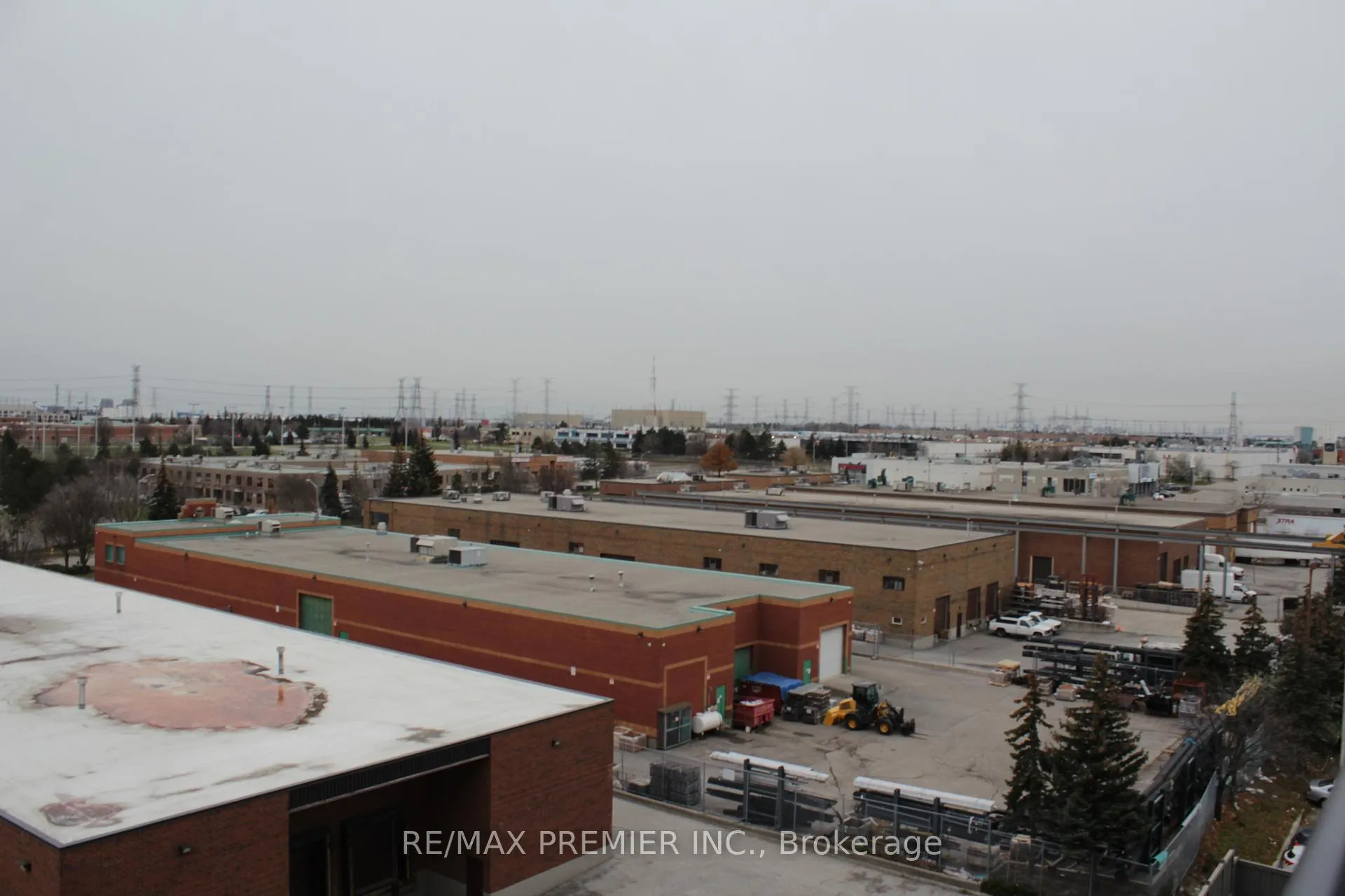 Photo 22 of Unit 614, 24 Woodstream Boulevard, Vaughan, Vaughan Grove — HOMEH
