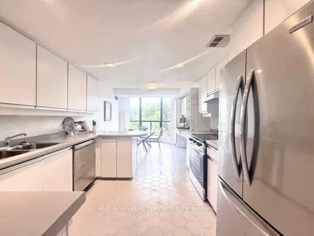Photo 22 of 2900 Yonge Street, Toronto, Lawrence Park South — HOMEH