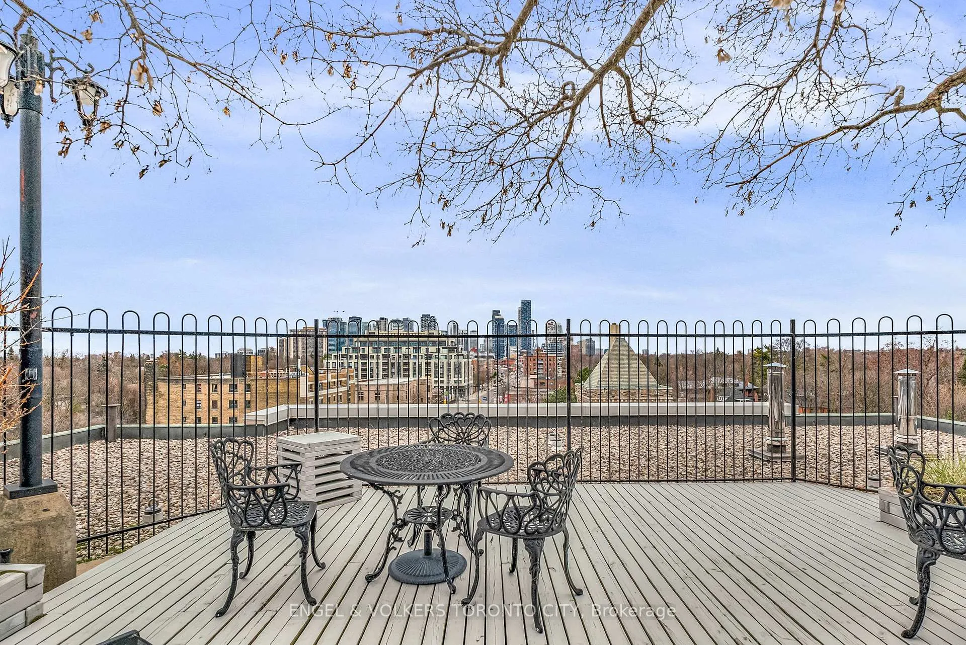 Photo 36 of 2900 Yonge Street, Toronto, Lawrence Park South — HOMEH