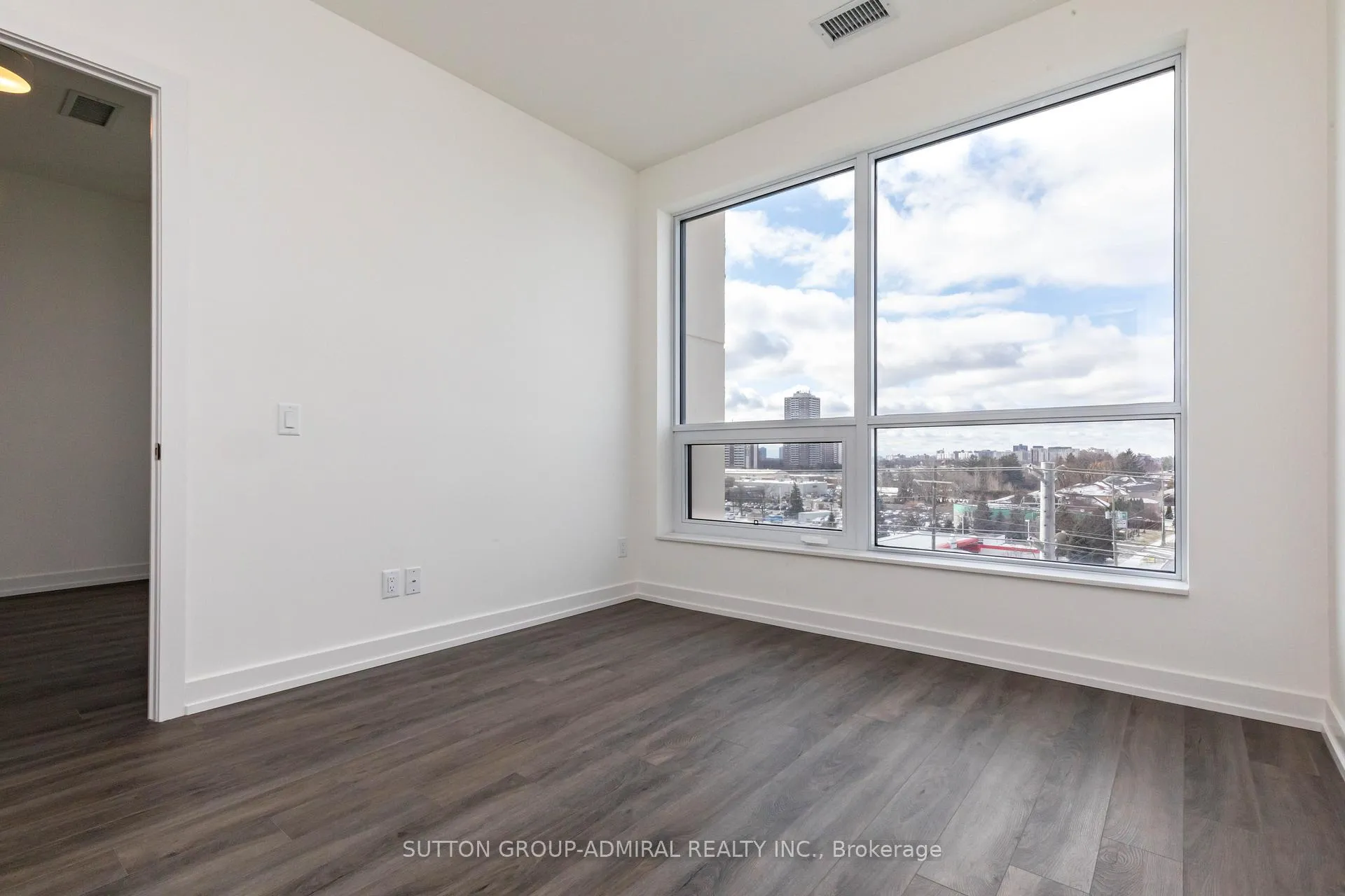 Photo 13 of Unit 501, 1 Grandview Avenue, Markham, Thornhill — HOMEH