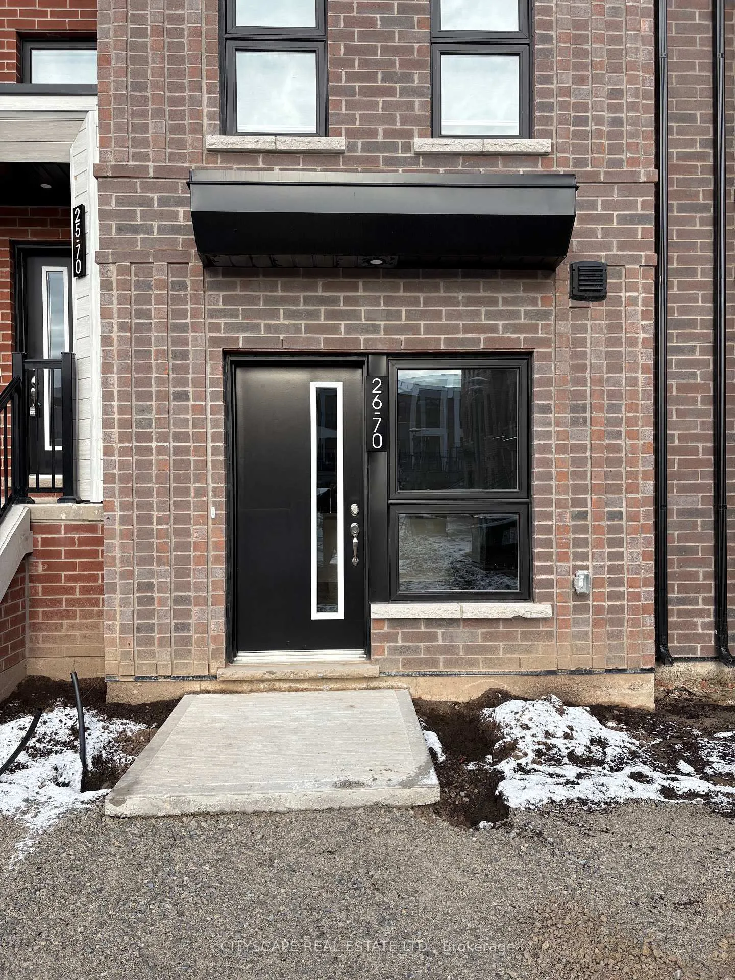 Photo 2 of Unit 26, 70 Kenesky Drive, Hamilton, Waterdown — HOMEH
