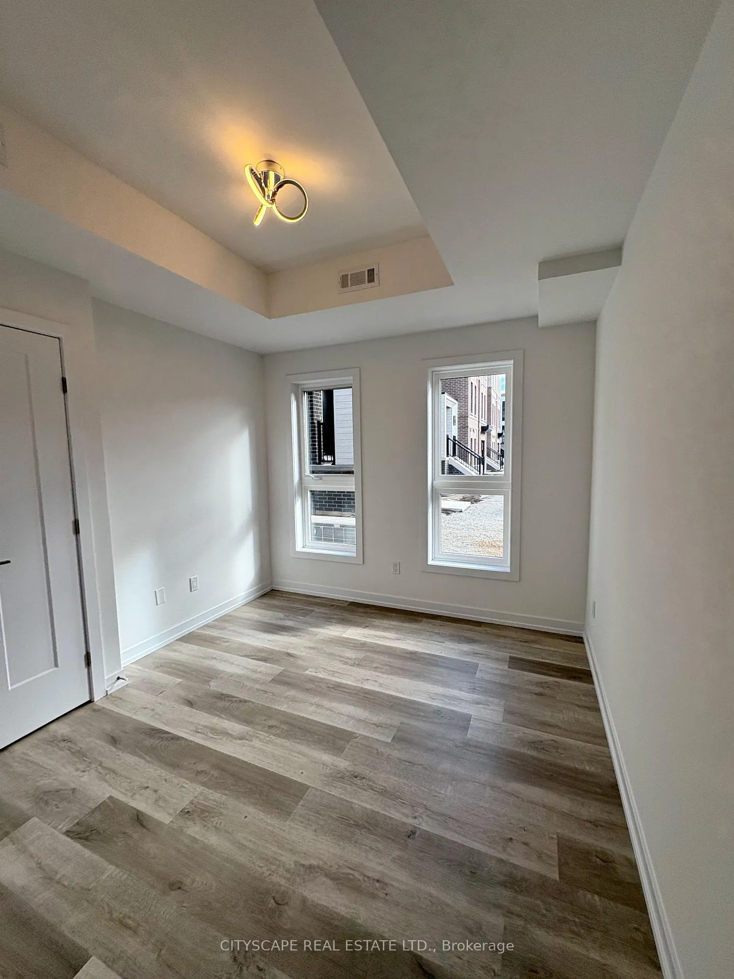 Photo 10 of Unit 26, 70 Kenesky Drive, Hamilton, Waterdown — HOMEH