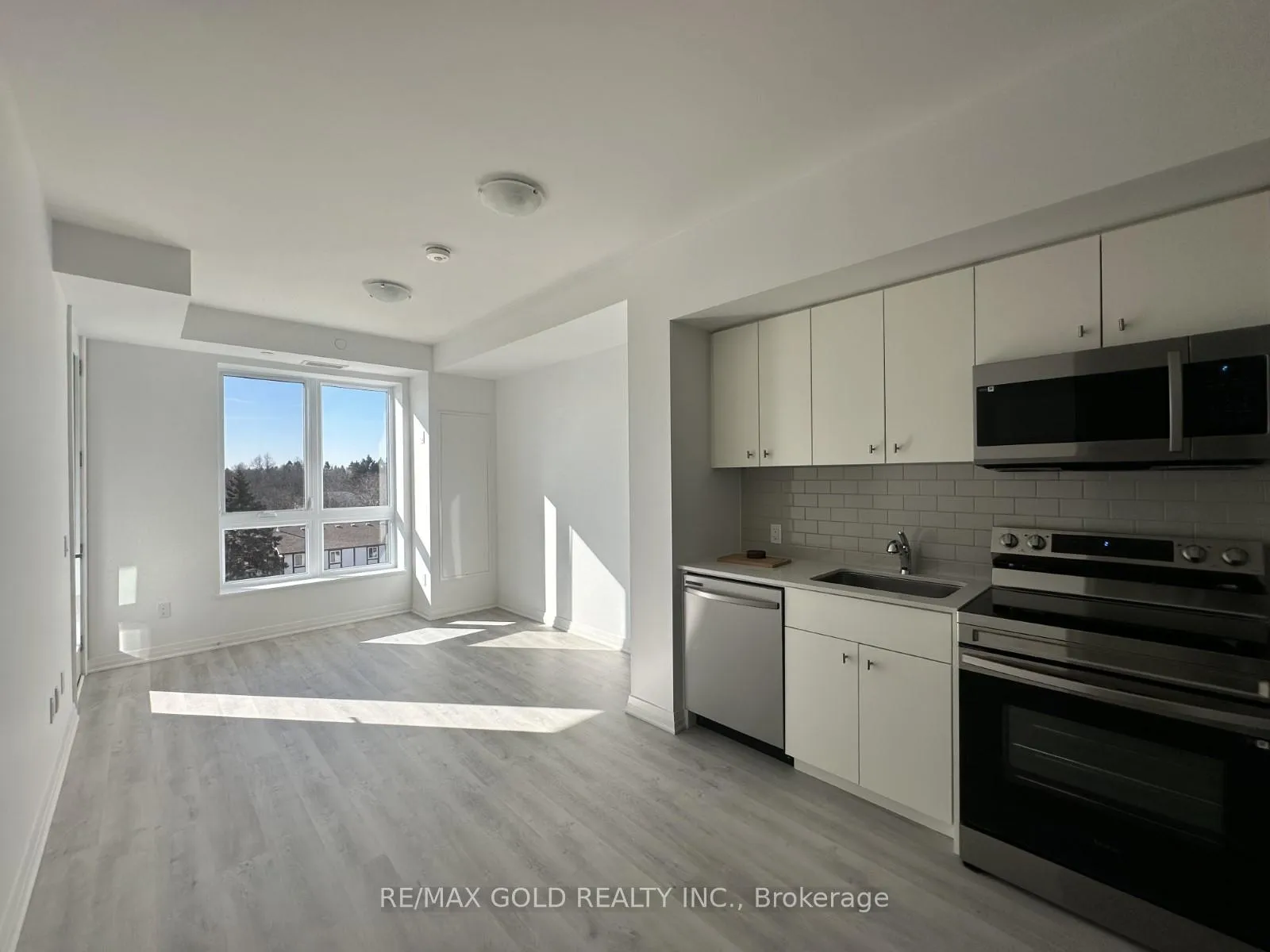 Photo 12 of Unit 417, 101 Golden Eagle Road, Waterloo — HOMEH