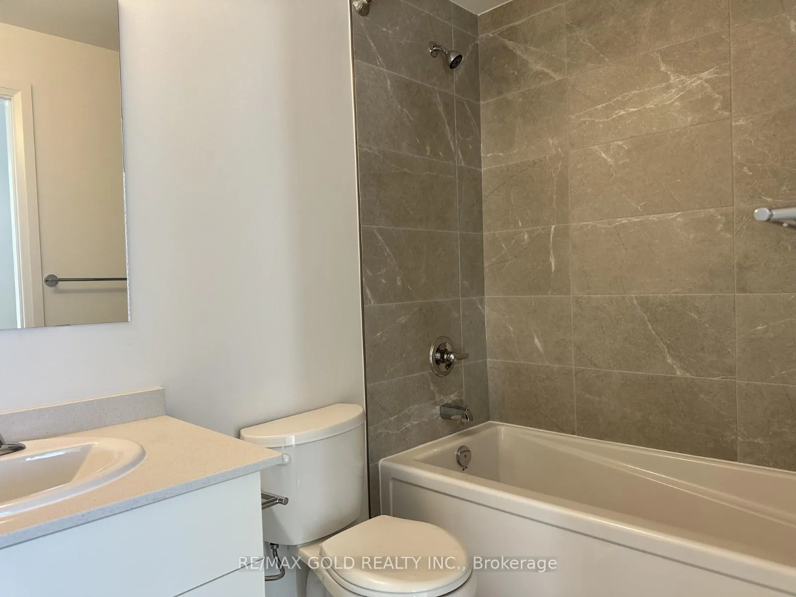 Photo 19 of Unit 417, 101 Golden Eagle Road, Waterloo — HOMEH
