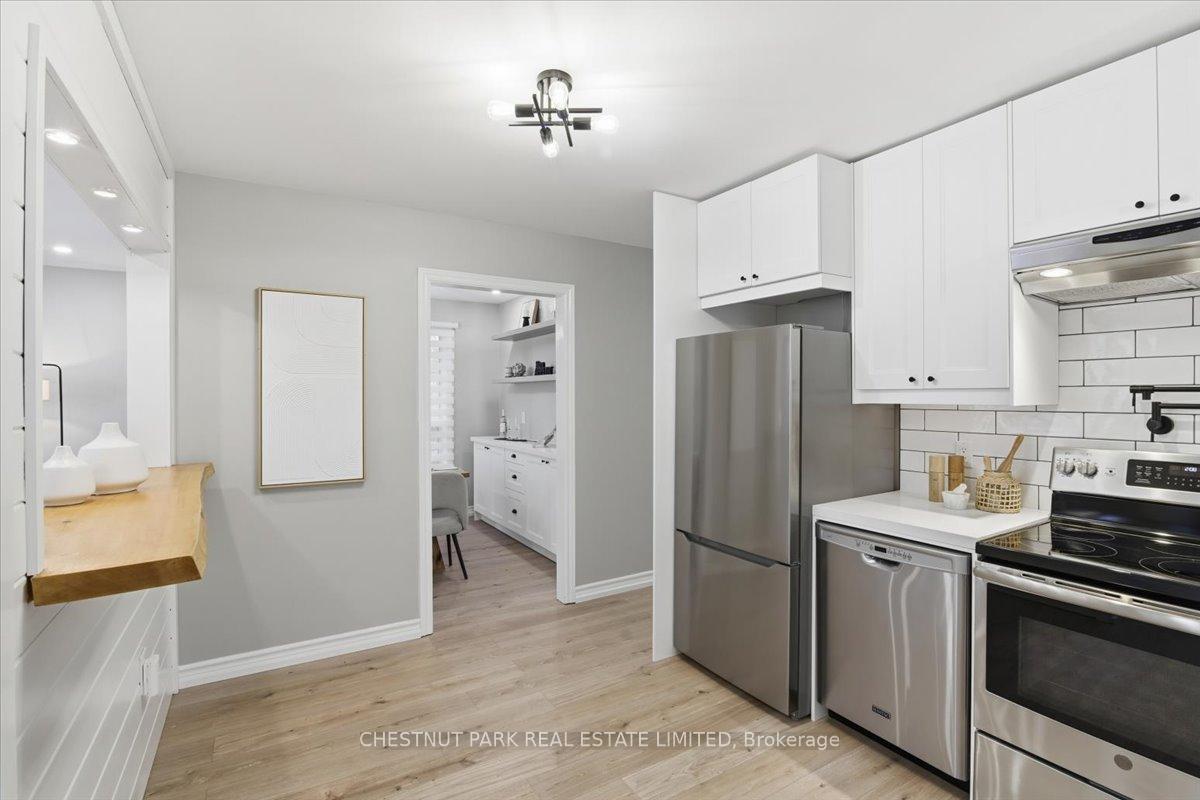 Photo 12 of 49 Sandra Drive, Georgina, Sutton & Jackson's Point — HOMEH