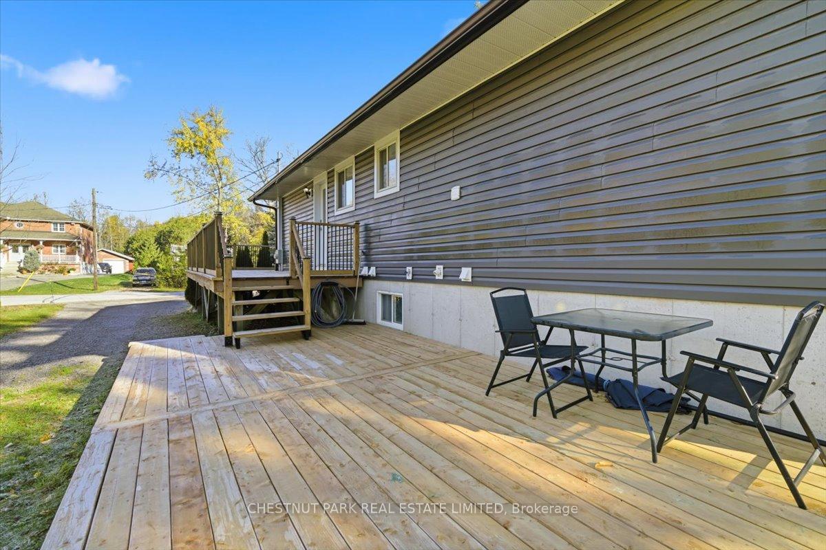 Photo 33 of 49 Sandra Drive, Georgina, Sutton & Jackson's Point — HOMEH