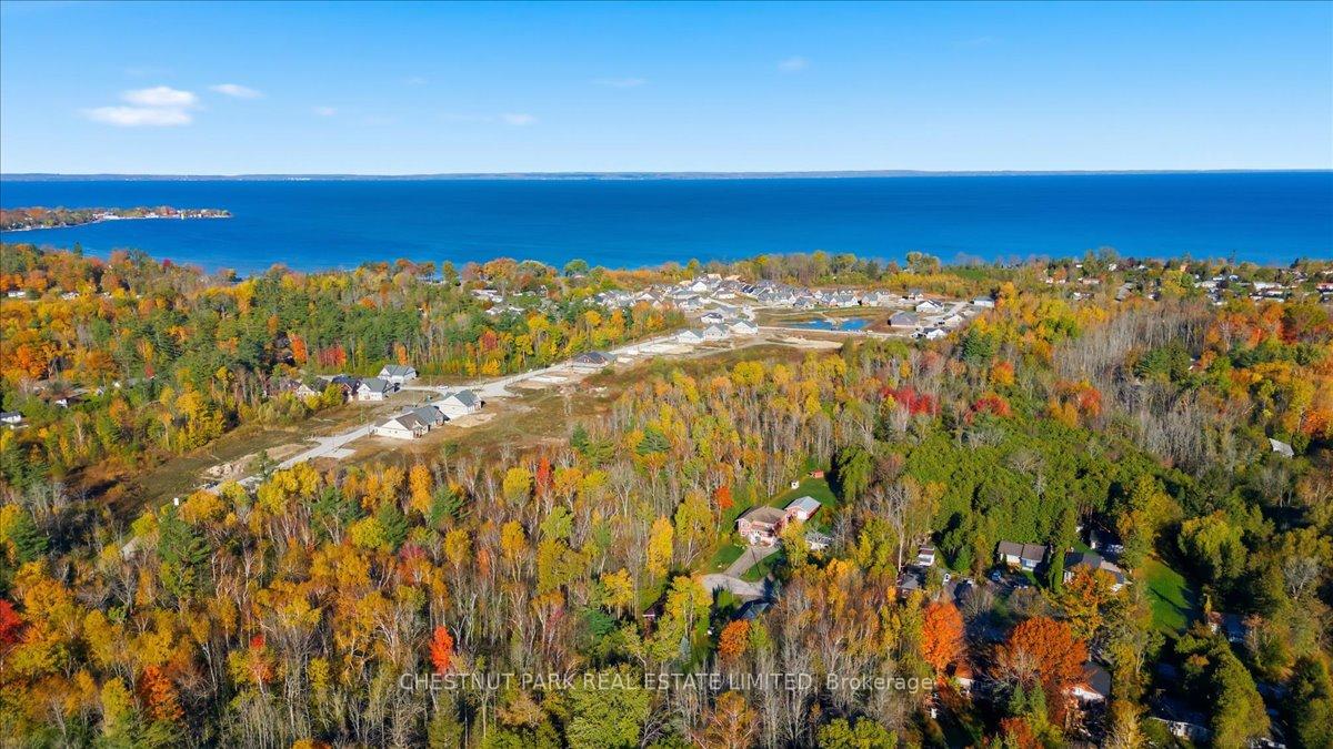 Photo 43 of 49 Sandra Drive, Georgina, Sutton & Jackson's Point — HOMEH