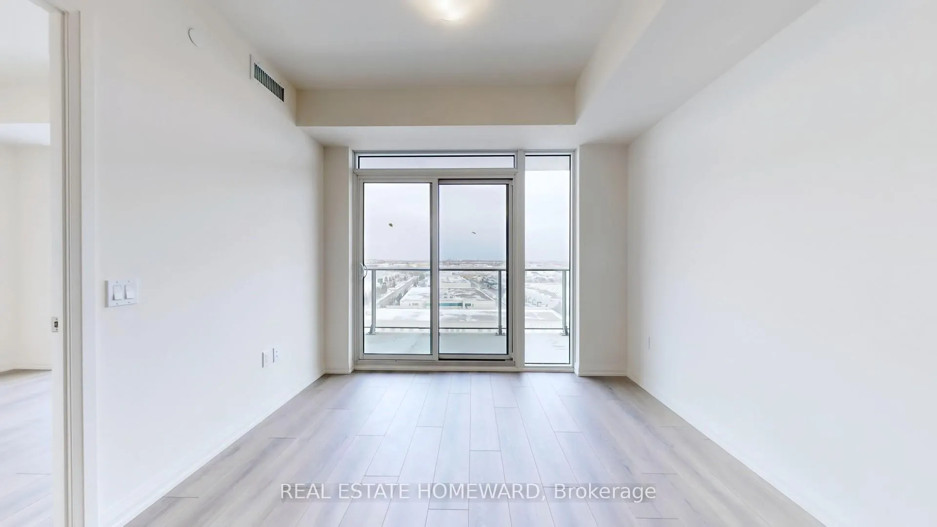 Photo 15 of Unit 908, 8960 Jane Street, Vaughan, Vellore Village — HOMEH