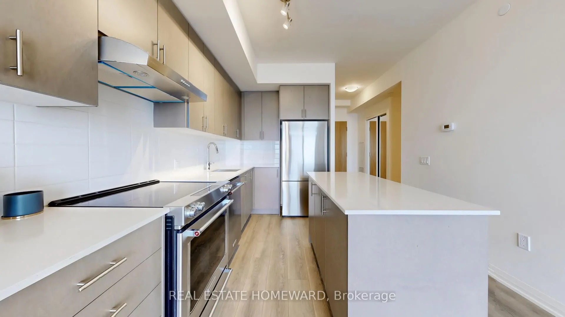 Photo 22 of Unit 908, 8960 Jane Street, Vaughan, Vellore Village — HOMEH