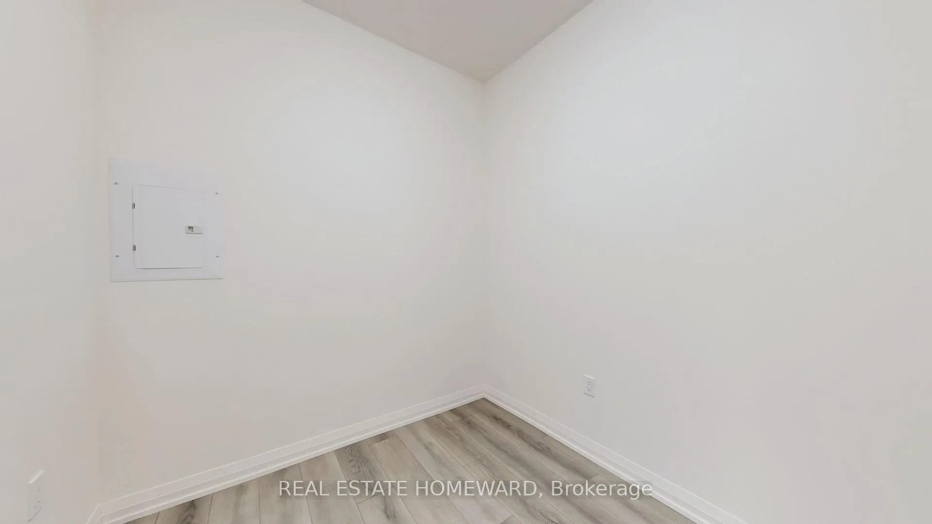Photo 26 of Unit 908, 8960 Jane Street, Vaughan, Vellore Village — HOMEH