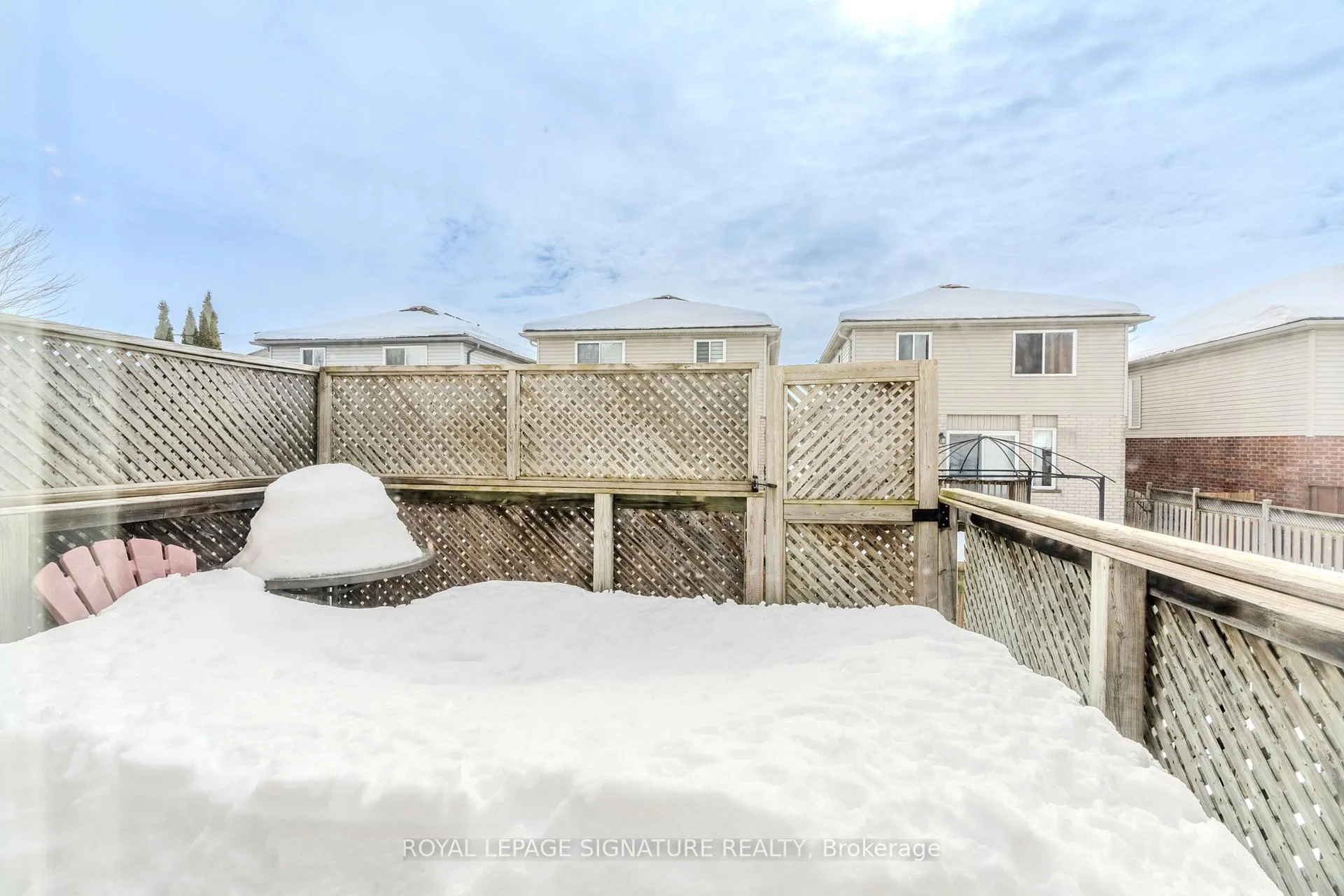 Photo 12 of Unit D95, 175 David Bergey Drive, Kitchener — HOMEH