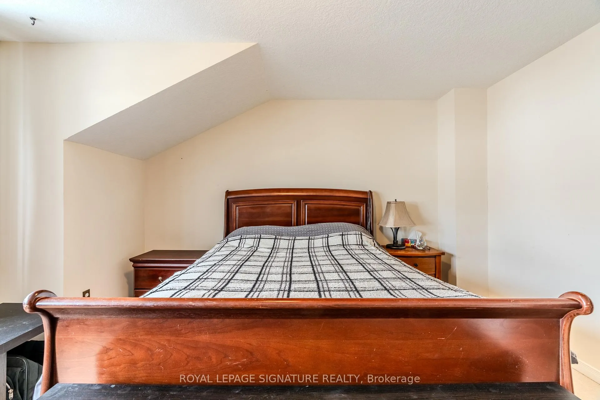 Photo 41 of Unit D95, 175 David Bergey Drive, Kitchener — HOMEH