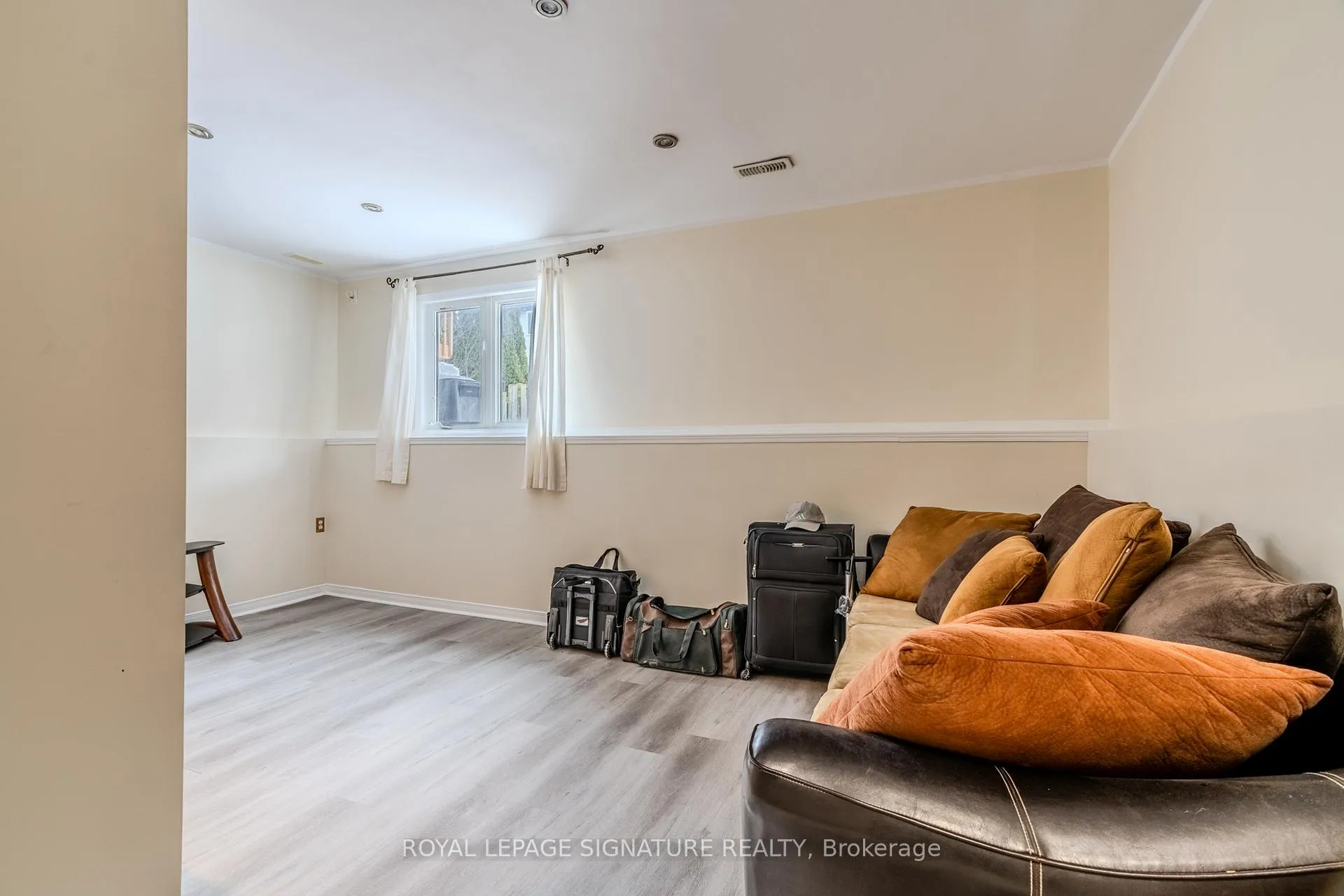 Photo 43 of Unit D95, 175 David Bergey Drive, Kitchener — HOMEH