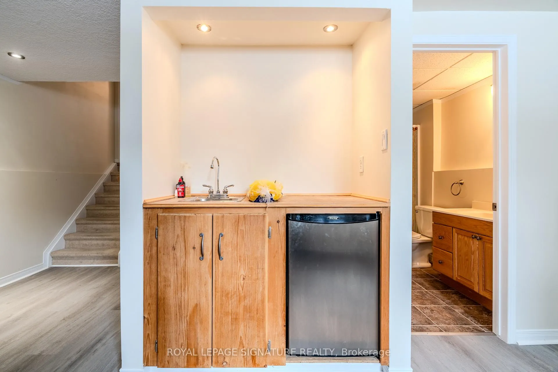 Photo 47 of Unit D95, 175 David Bergey Drive, Kitchener — HOMEH