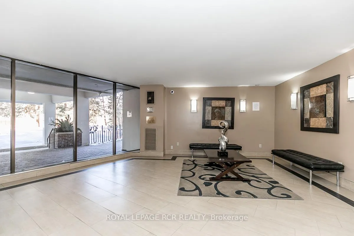 Photo 4 of Unit 1215, 5 Shady Golfway, Toronto, Flemingdon Park — HOMEH