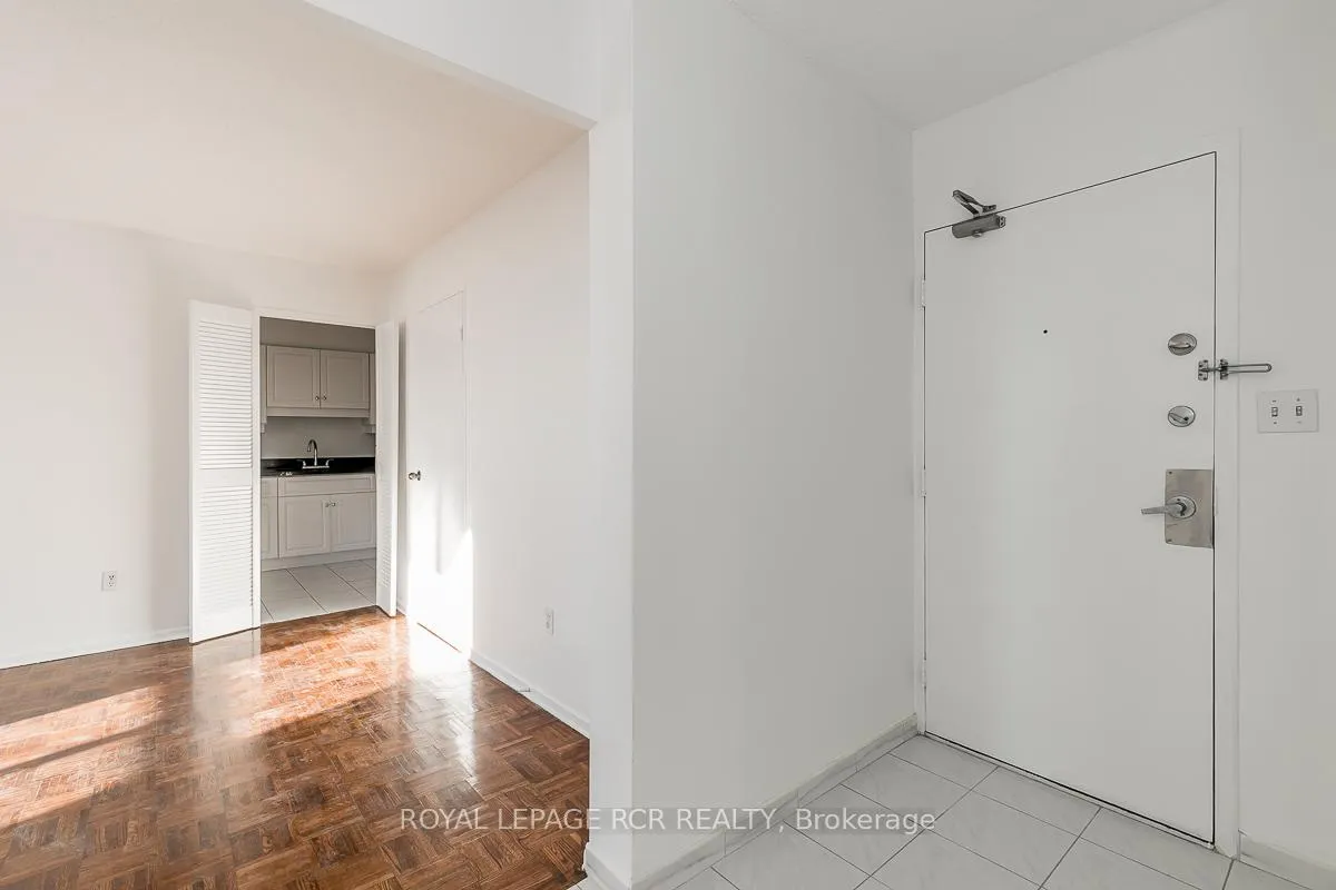 Photo 7 of Unit 1215, 5 Shady Golfway, Toronto, Flemingdon Park — HOMEH