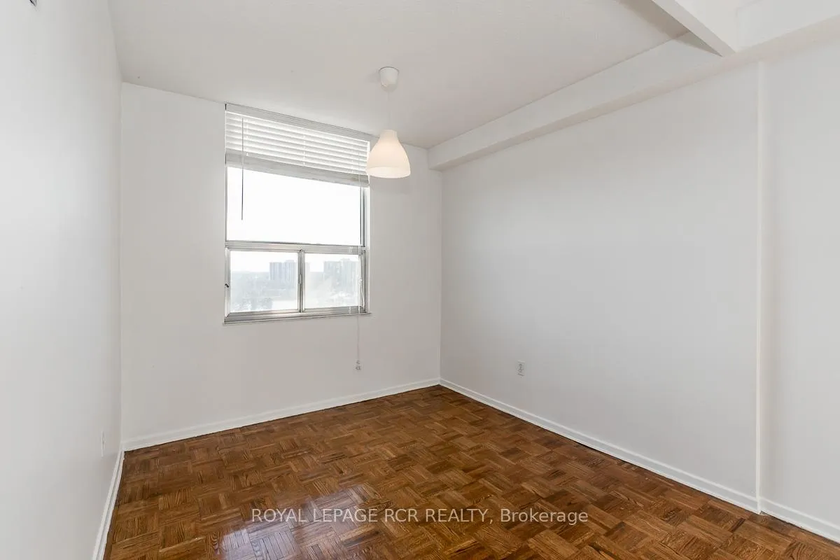 Photo 14 of Unit 1215, 5 Shady Golfway, Toronto, Flemingdon Park — HOMEH