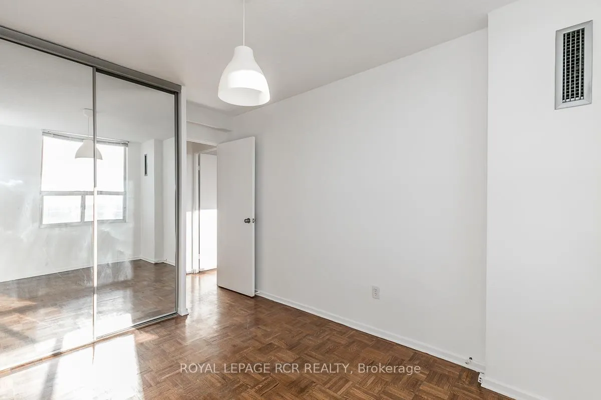 Photo 25 of Unit 1215, 5 Shady Golfway, Toronto, Flemingdon Park — HOMEH