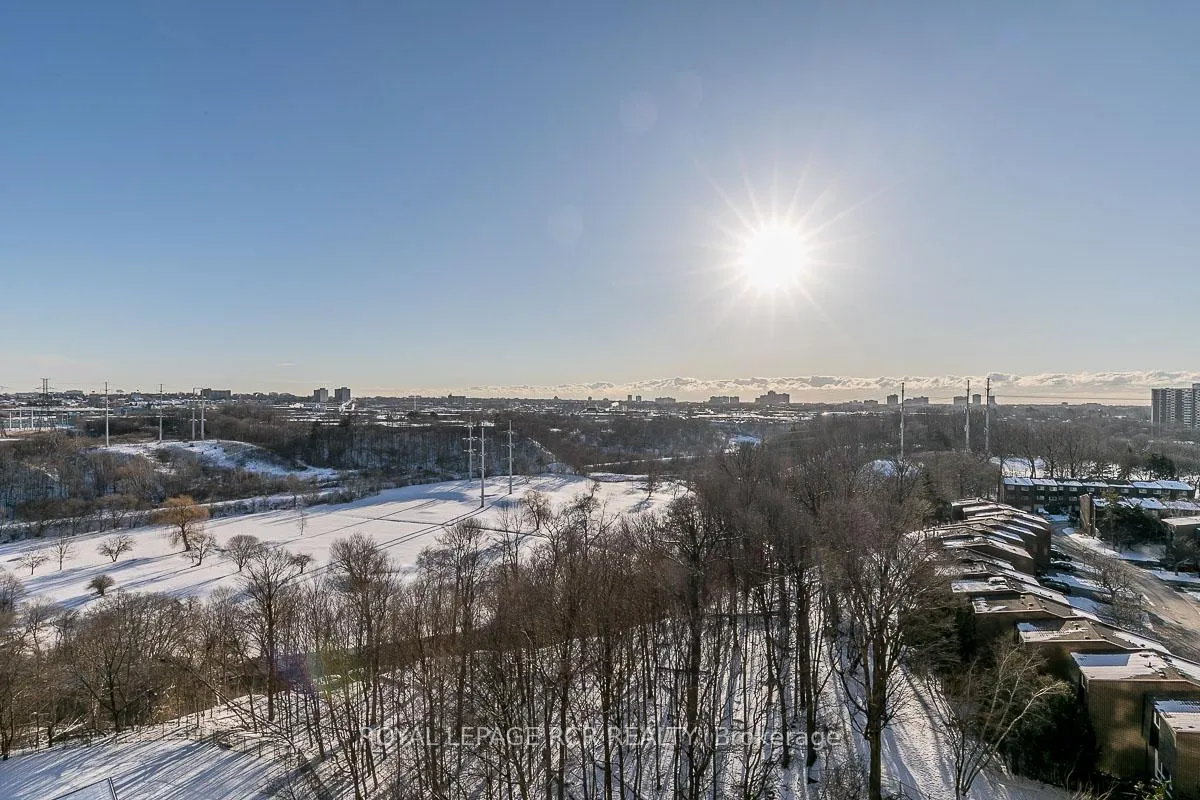 Photo 32 of Unit 1215, 5 Shady Golfway, Toronto, Flemingdon Park — HOMEH