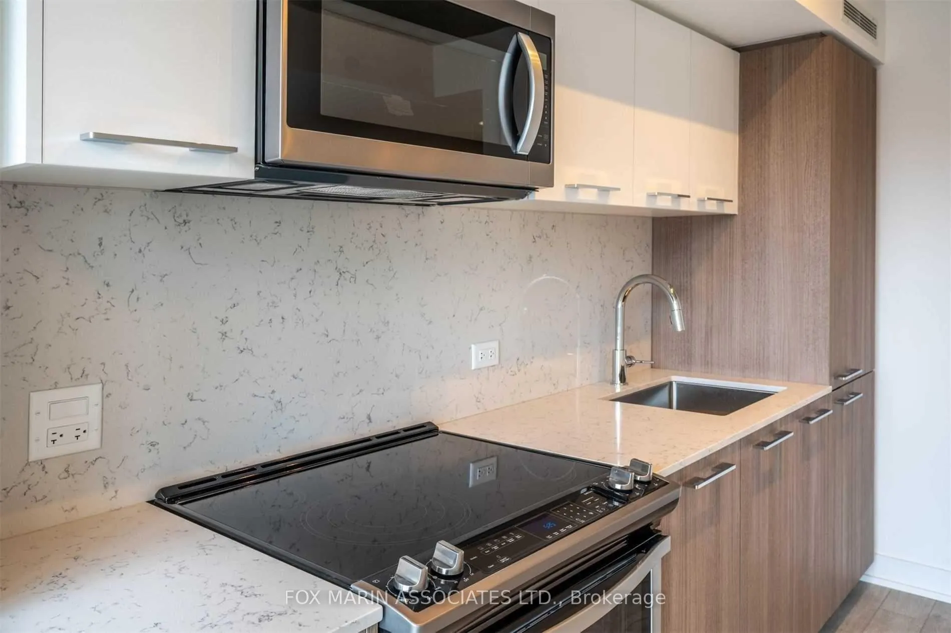 Photo 10 of Unit 928, 30 Baseball Place, Toronto, South Riverdale — HOMEH