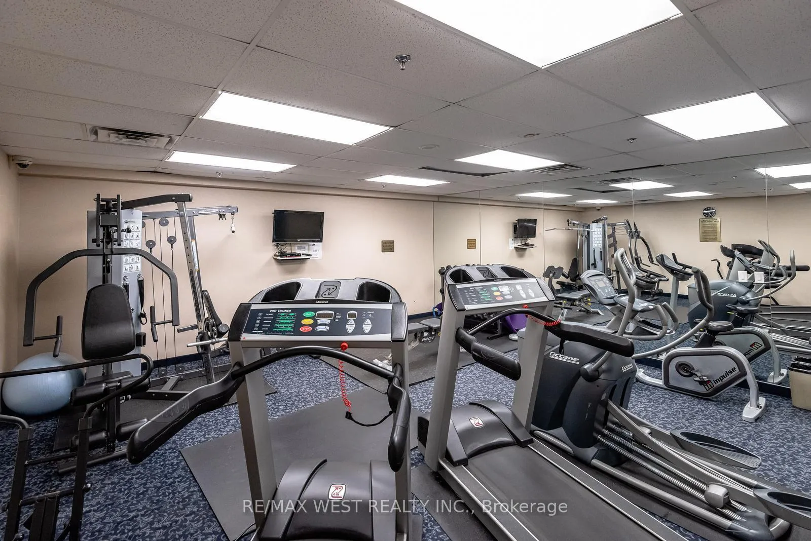 Photo 16 of Unit 311, 81 Townsgate Drive, Vaughan, Crestwood-Springfarm-Yorkhill — HOMEH
