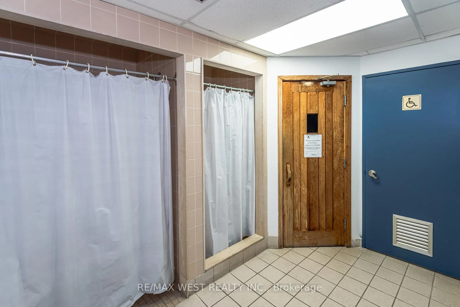 Photo 17 of Unit 311, 81 Townsgate Drive, Vaughan, Crestwood-Springfarm-Yorkhill — HOMEH