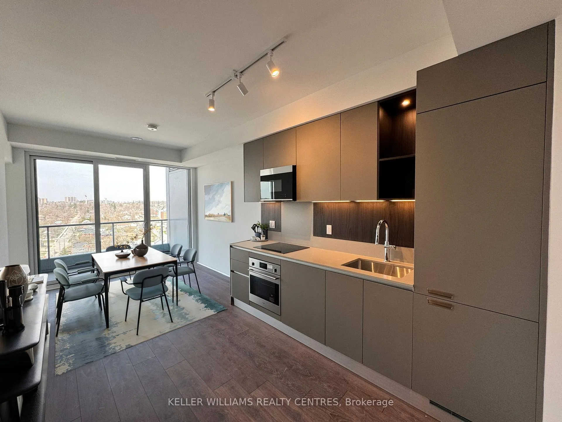 Photo 1 of Unit 1504, 39 Mary Street, Barrie, City Centre — HOMEH