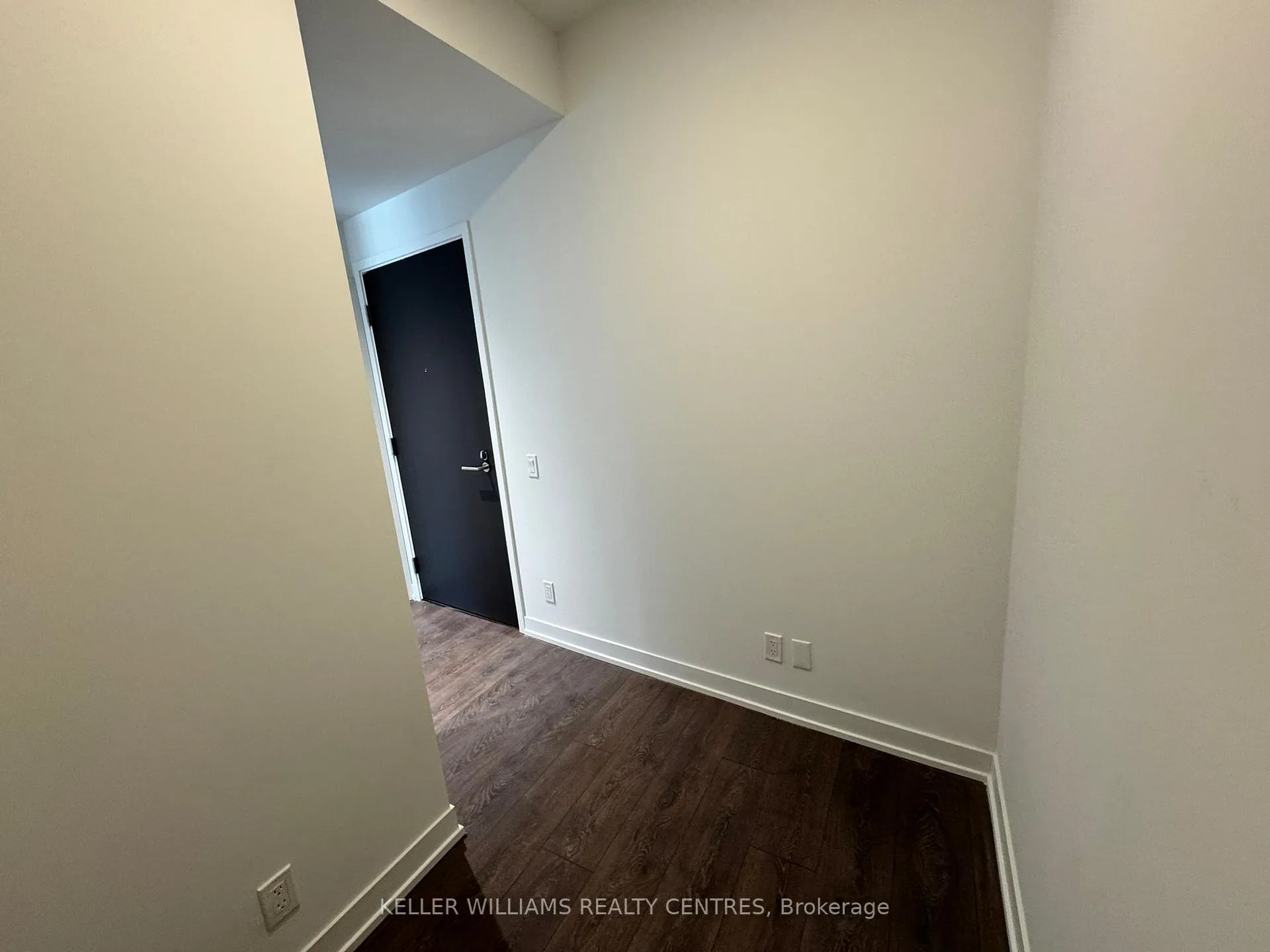 Photo 12 of Unit 1504, 39 Mary Street, Barrie, City Centre — HOMEH