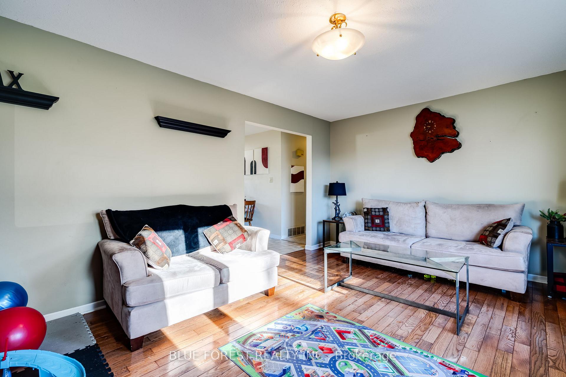 Photo 5 of 53 David Street, Chatham-Kent, Ridgetown — HOMEH