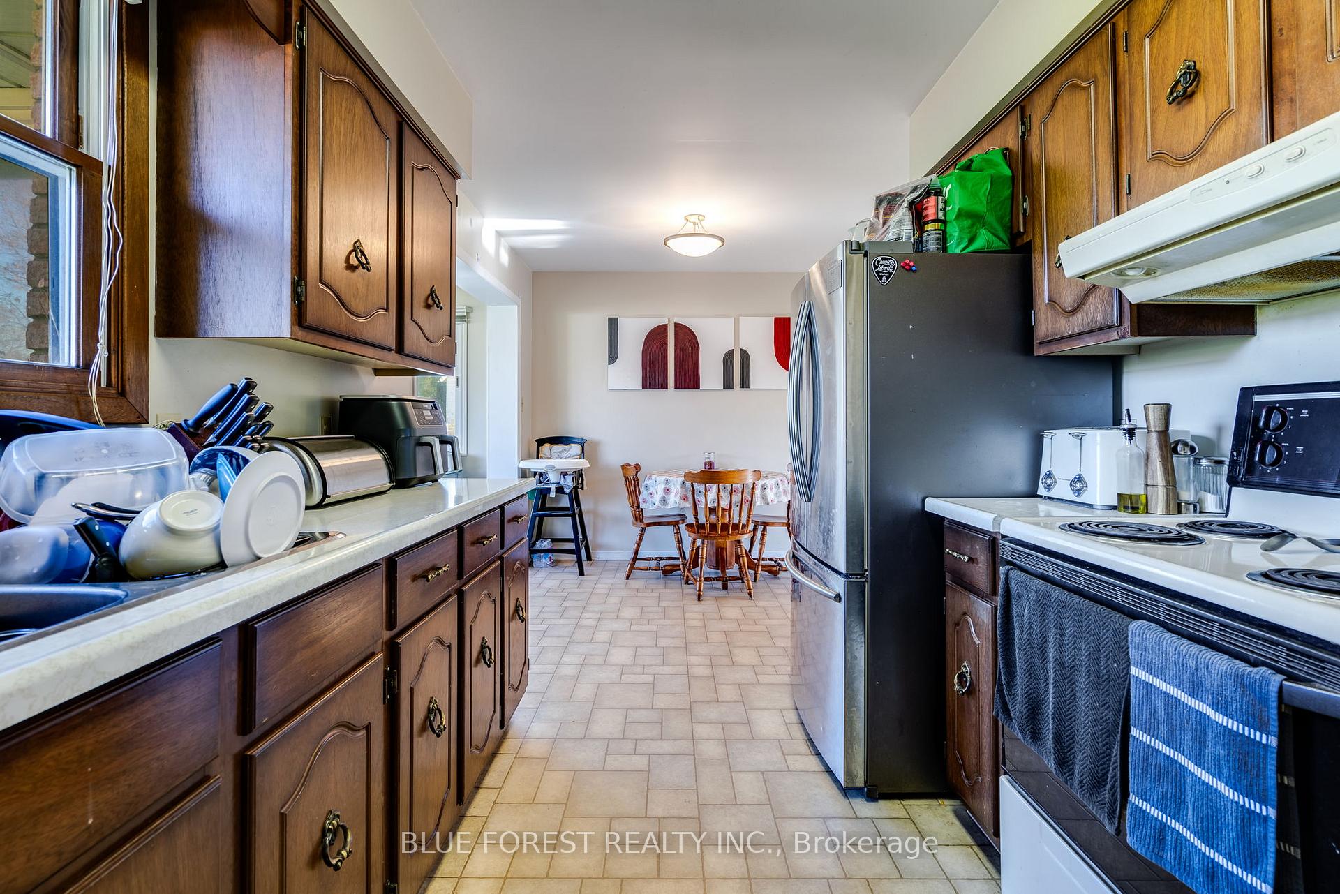 Photo 8 of 53 David Street, Chatham-Kent, Ridgetown — HOMEH