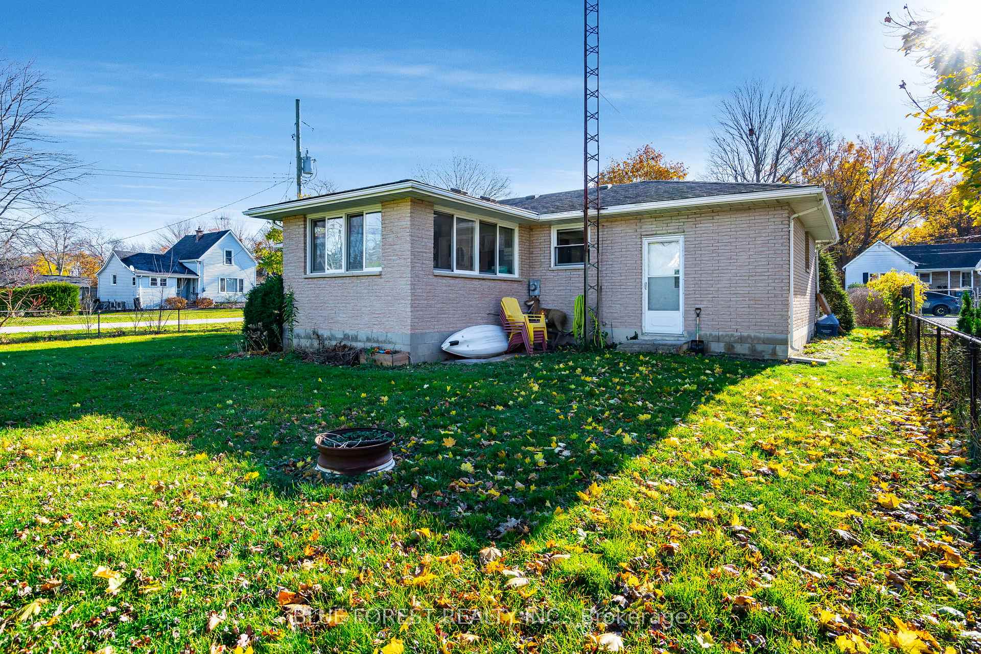 Photo 25 of 53 David Street, Chatham-Kent, Ridgetown — HOMEH