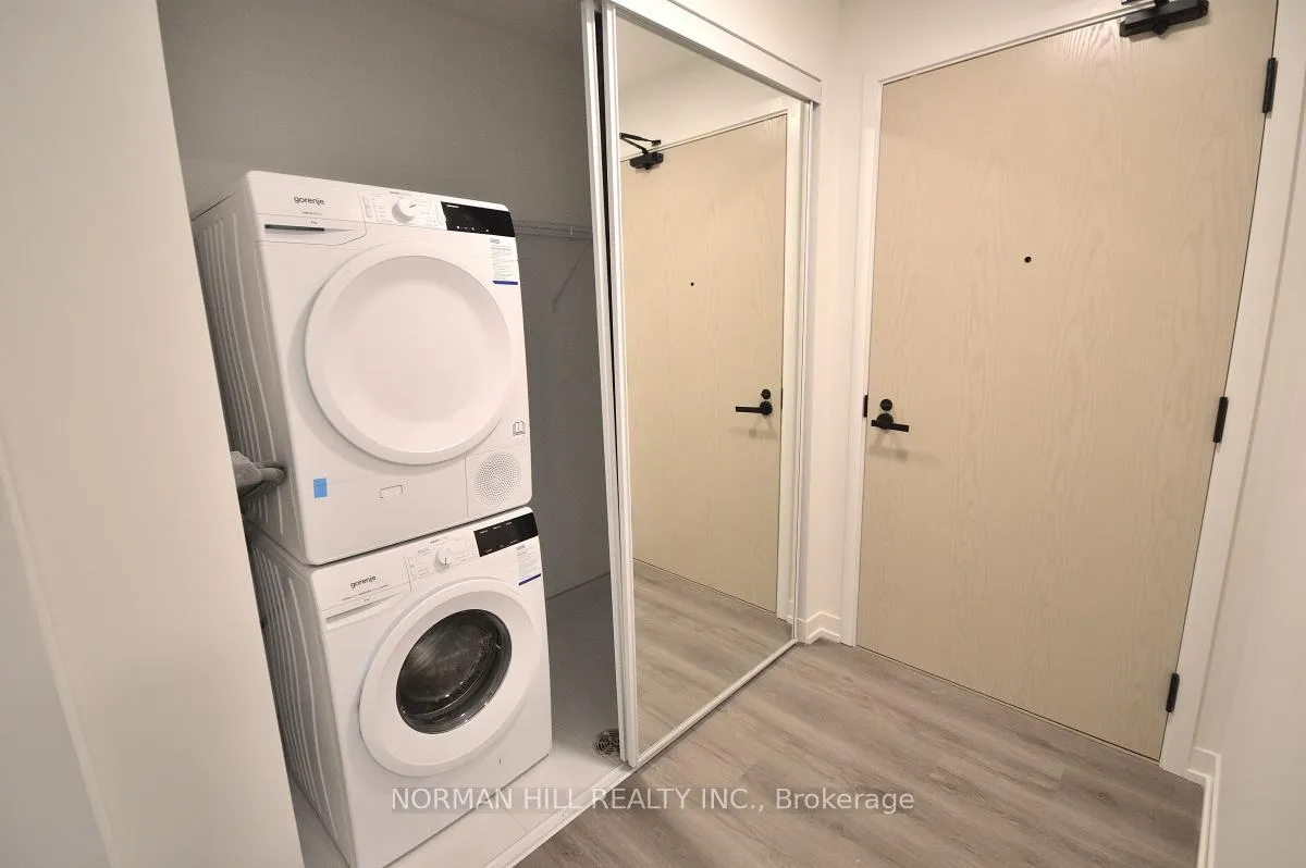 Photo 5 of Unit 2302, 225 Commerce Street, Vaughan, Vaughan Corporate Centre — HOMEH