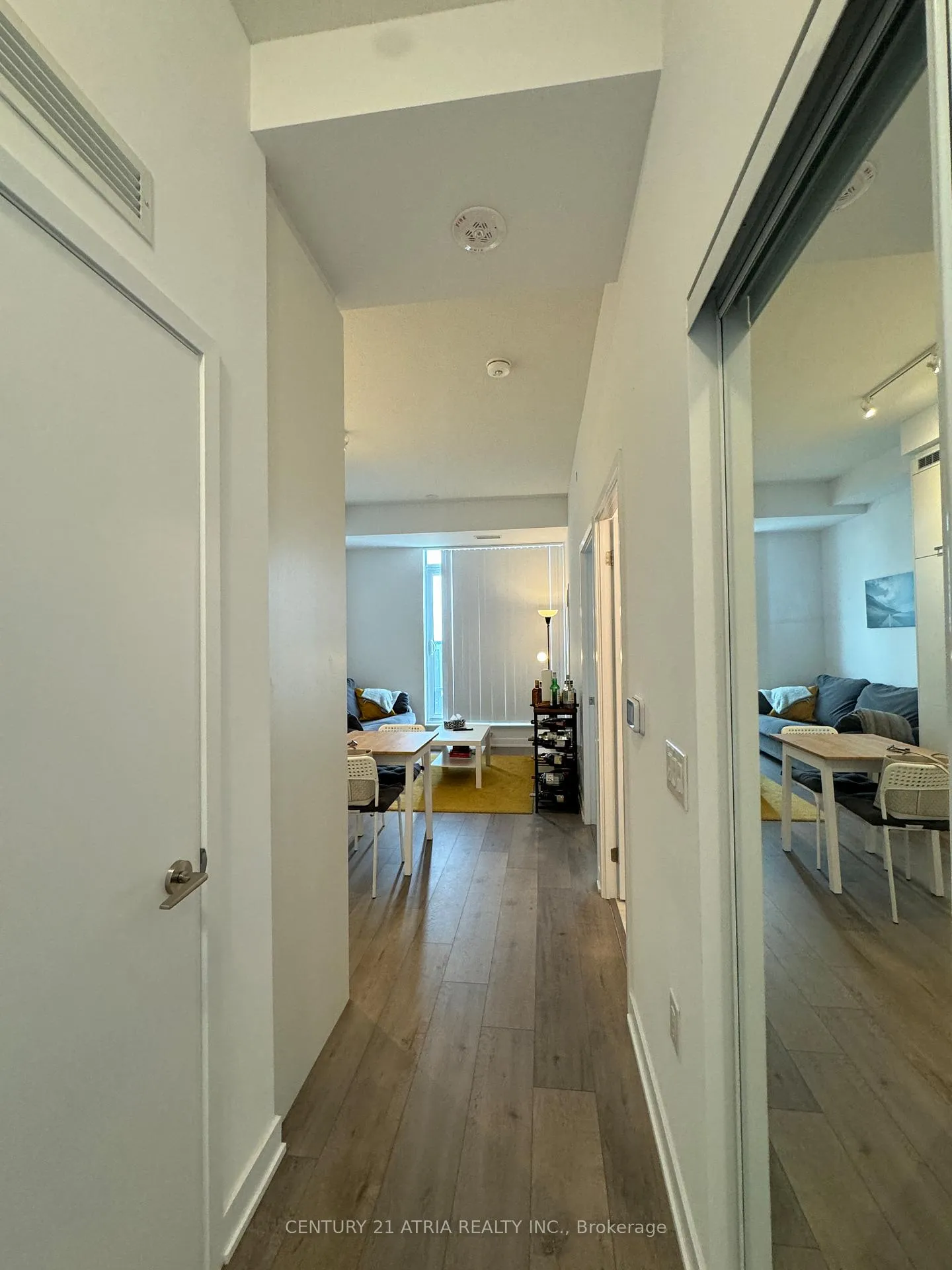 Photo 4 of Unit 1008, 60 Honeycrisp Crescent, Vaughan, Concord — HOMEH