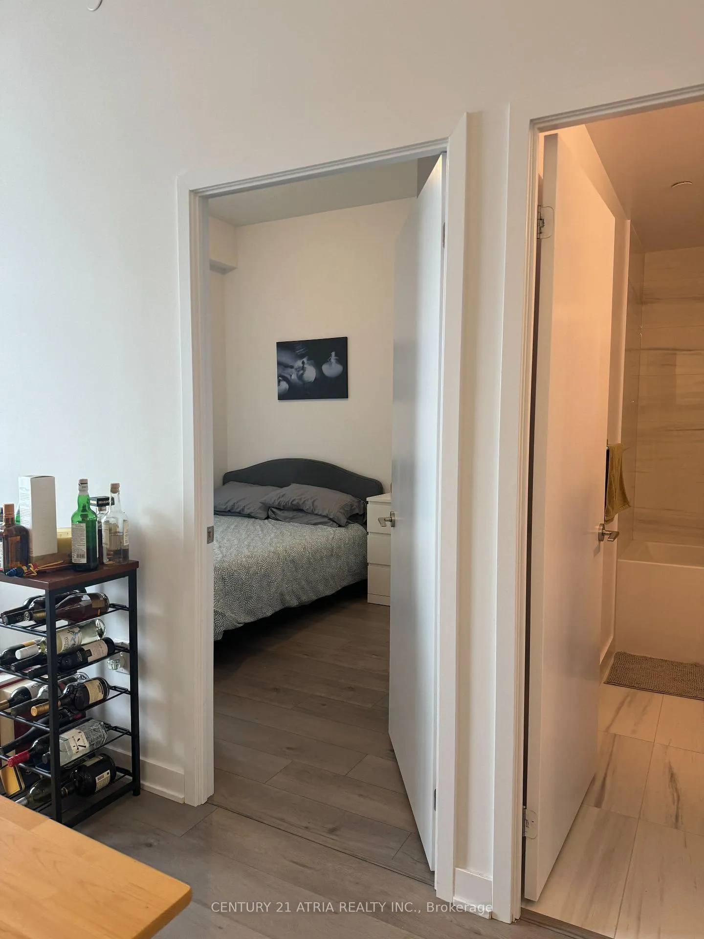 Photo 10 of Unit 1008, 60 Honeycrisp Crescent, Vaughan, Concord — HOMEH