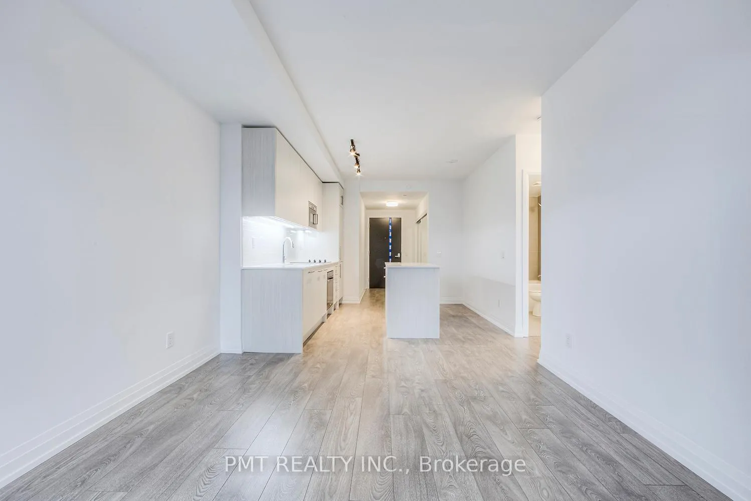 Photo 5 of Unit 2105, 286 Main Street, Toronto, East End-Danforth — HOMEH
