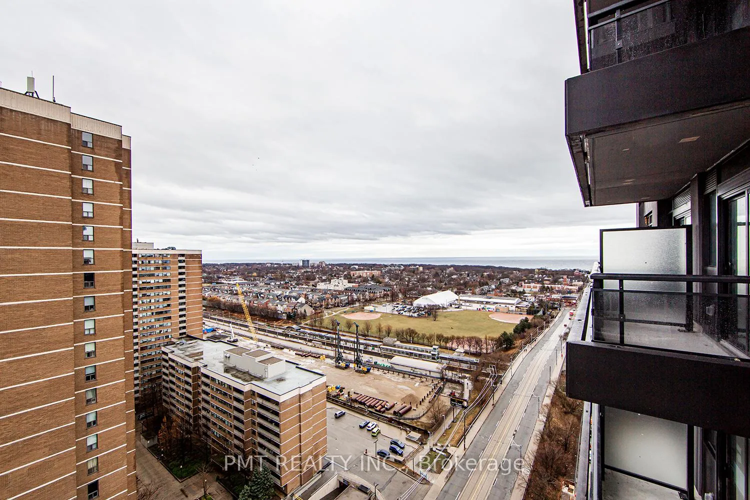 Photo 21 of Unit 2105, 286 Main Street, Toronto, East End-Danforth — HOMEH